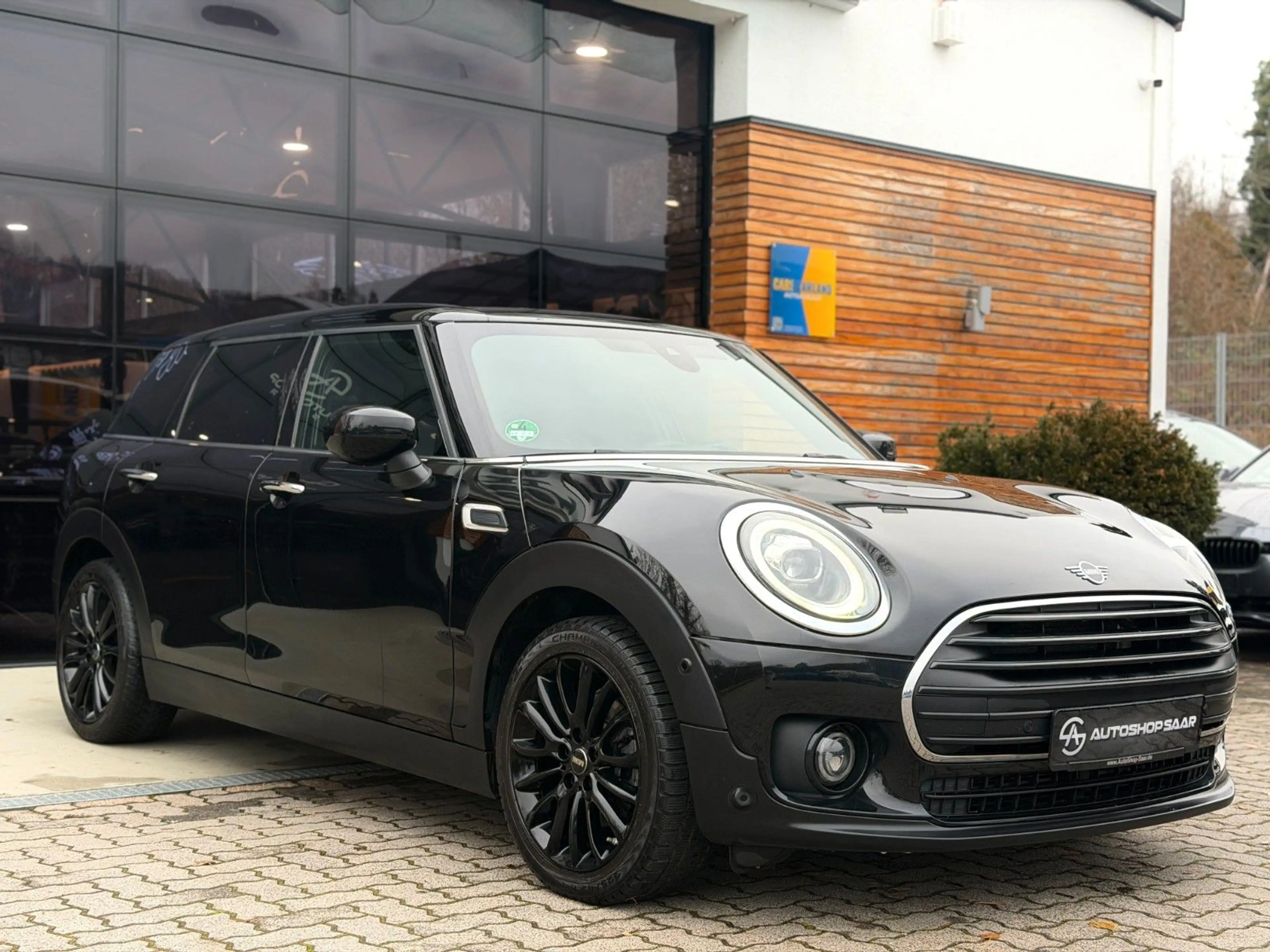 MINI Cooper Clubman AUTOMATIK LEDER NAVI ALLWETTER — photo 4