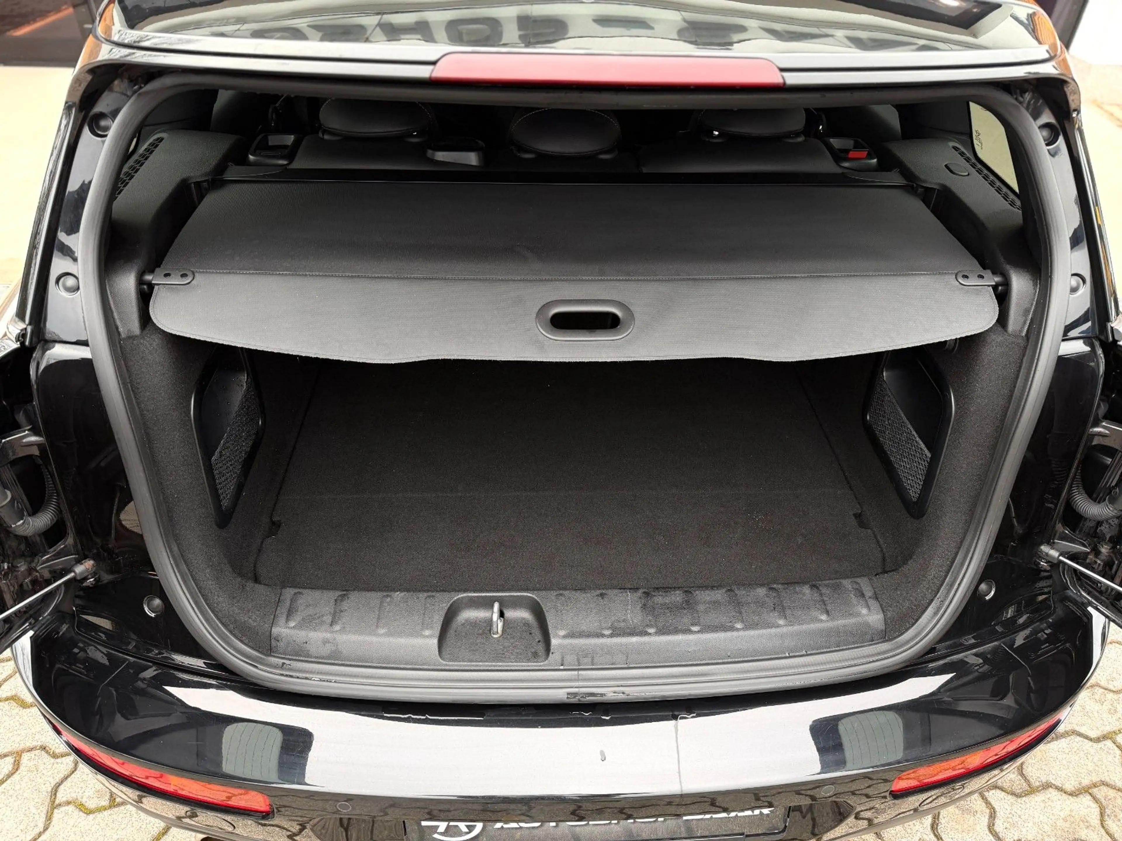 MINI Cooper Clubman AUTOMATIK LEDER NAVI ALLWETTER — photo 12