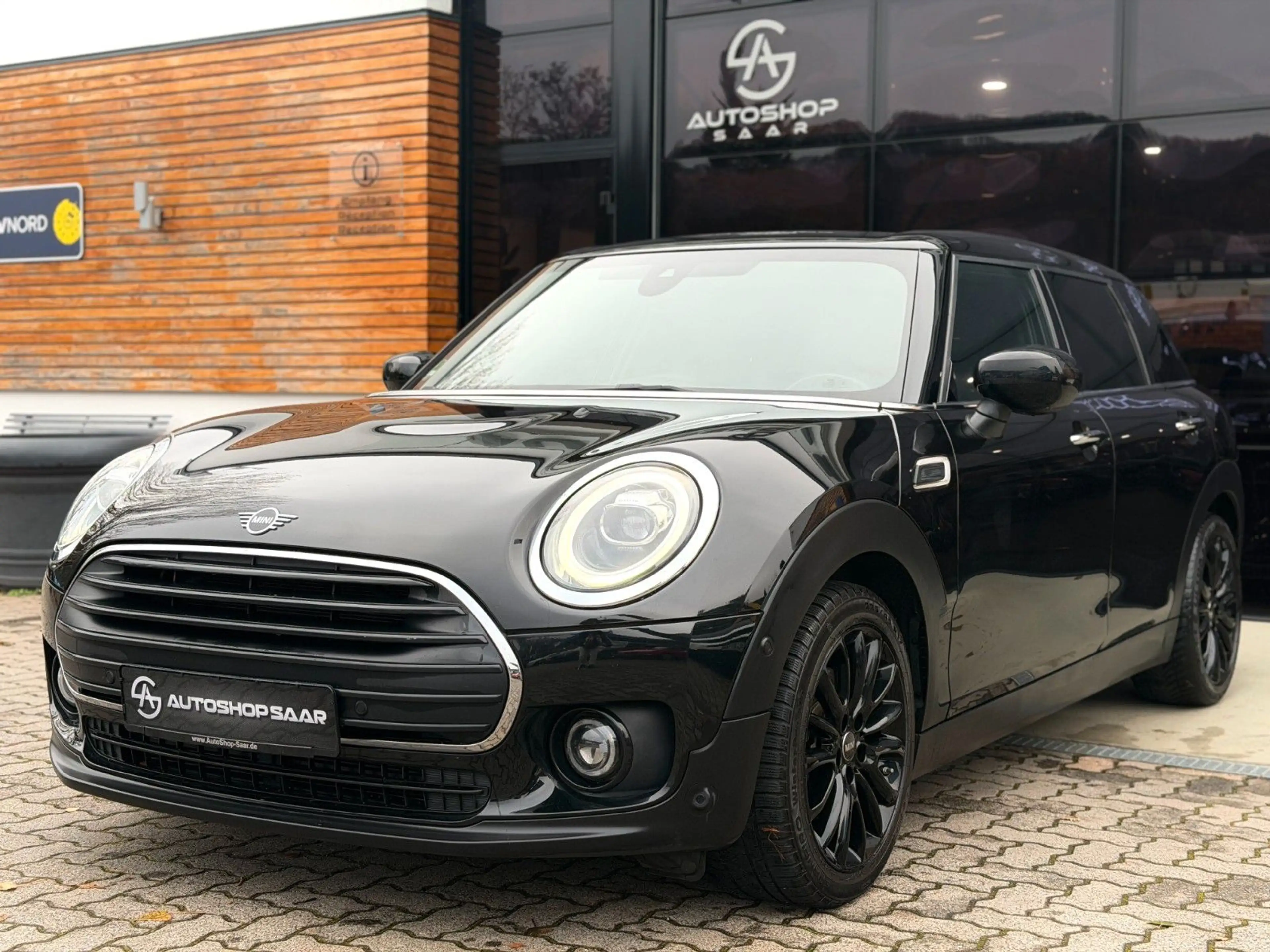 MINI Cooper Clubman AUTOMATIK LEDER NAVI ALLWETTER — photo 5