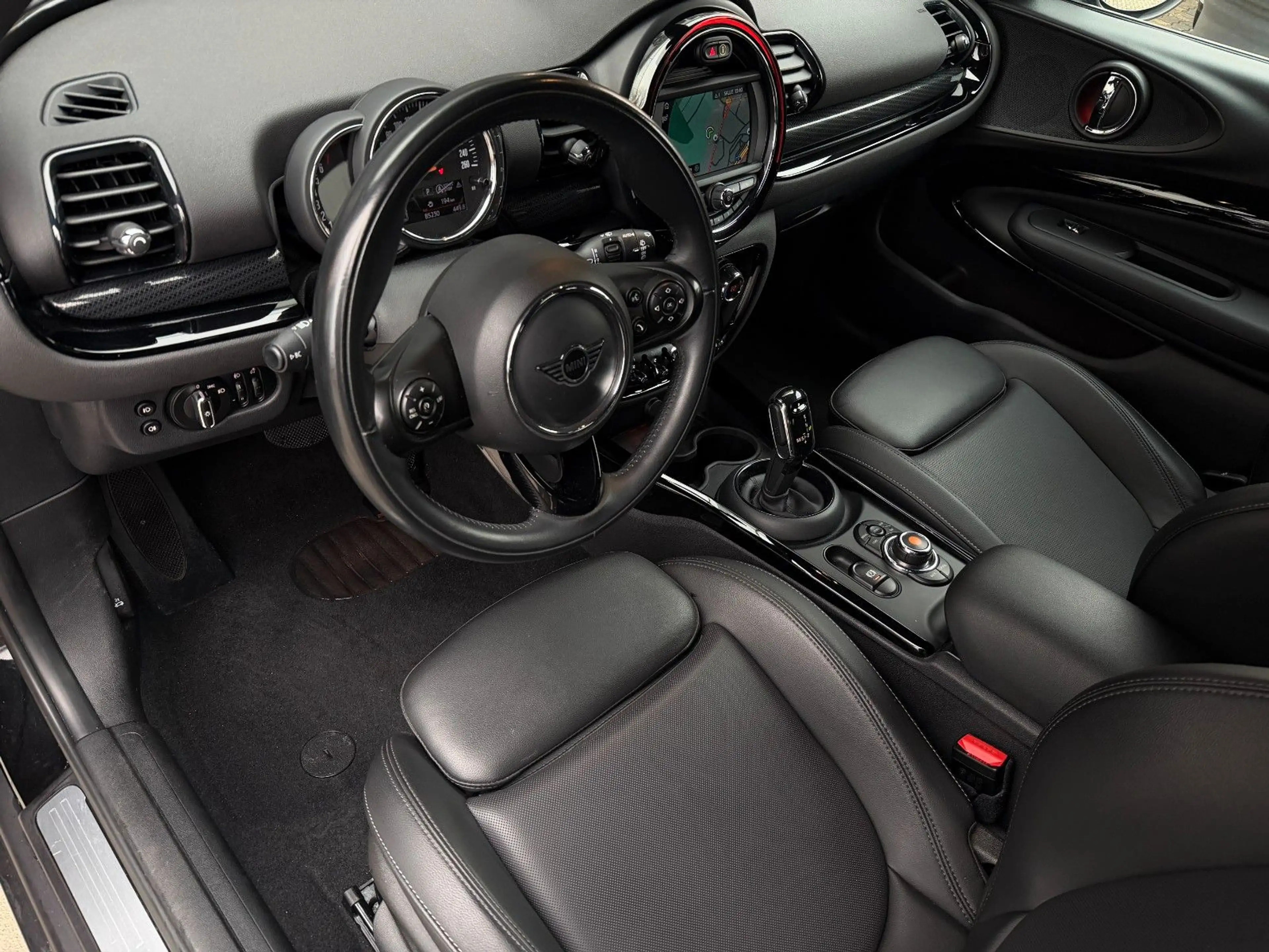 MINI Cooper Clubman AUTOMATIK LEDER NAVI ALLWETTER — photo 14