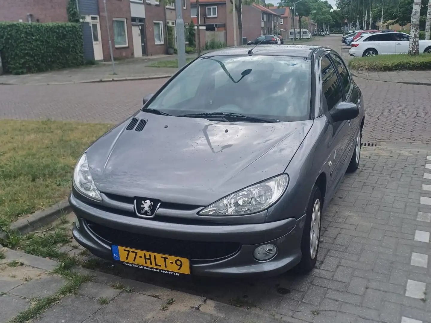 Peugeot 206 206 1.4 Génération Grijs - 1