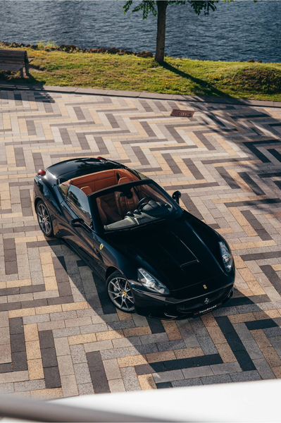 Ferrari California 4.3 V8 — photo 25