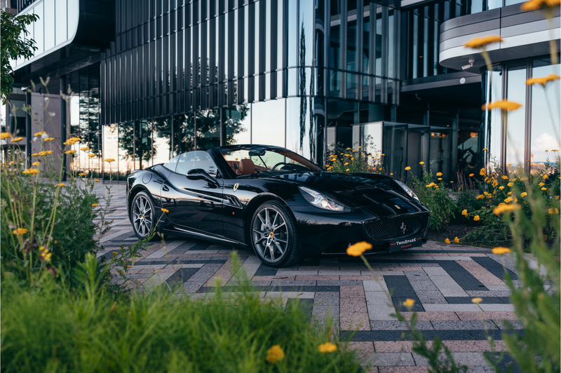 Ferrari California 4.3 V8 — photo 7