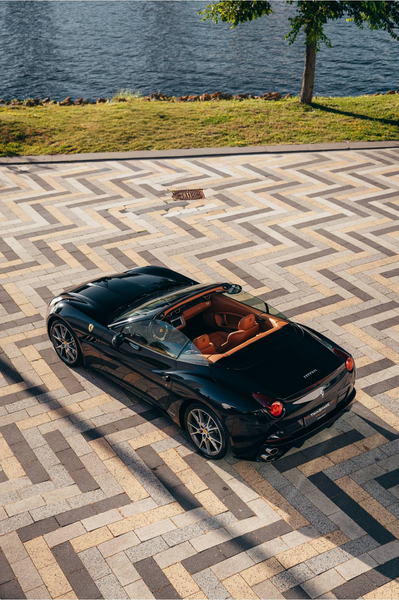 Ferrari California 4.3 V8 — photo 9