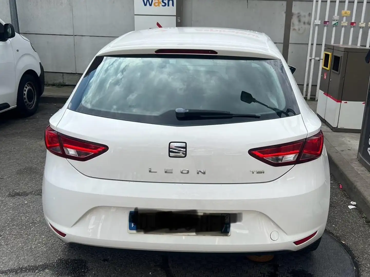 SEAT Leon Leon 1.2 TSI 105 Start/Stop Style Blanc - 2