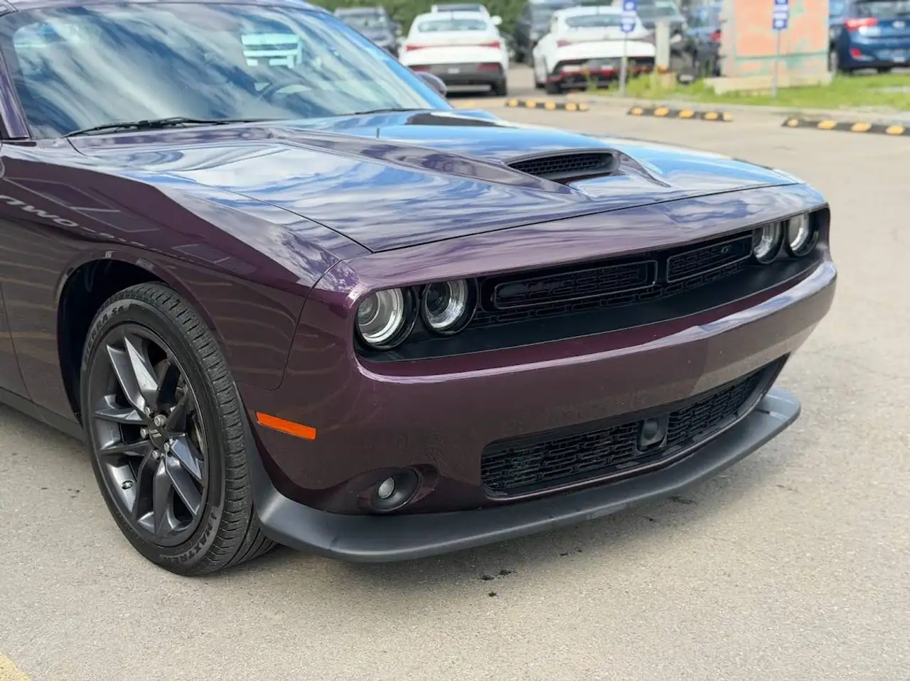 Dodge Challenger снимка Dodge Challenger