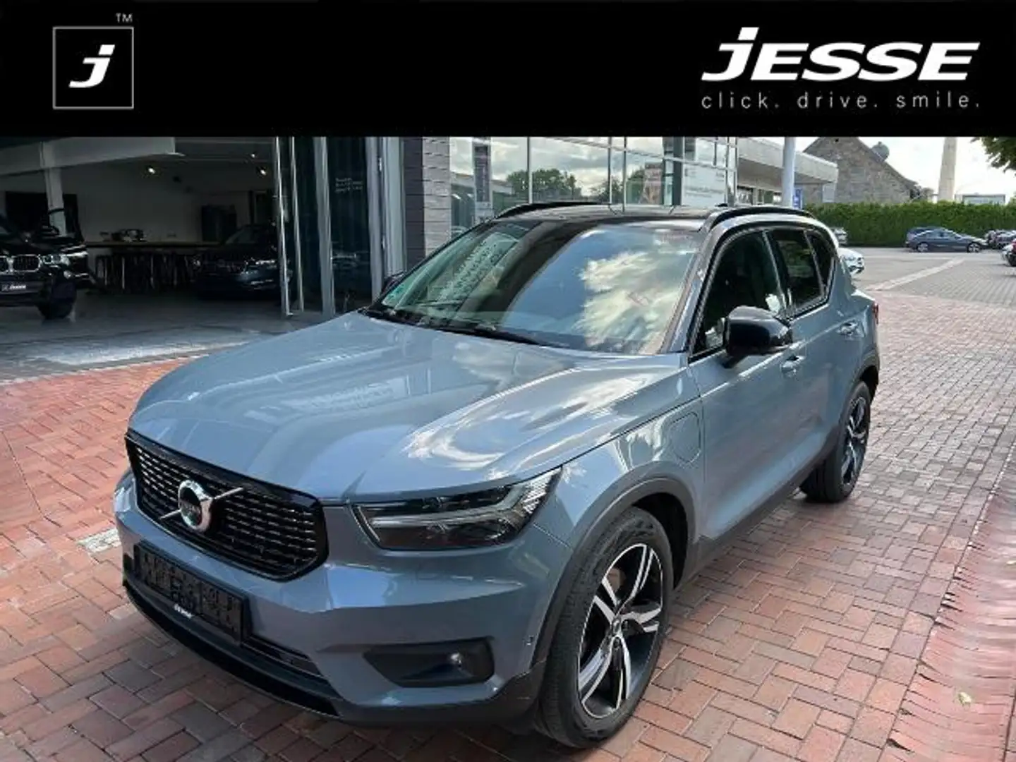 Volvo XC40 T5 Recharge DKG R Design LED Pano AHK H&K - 1