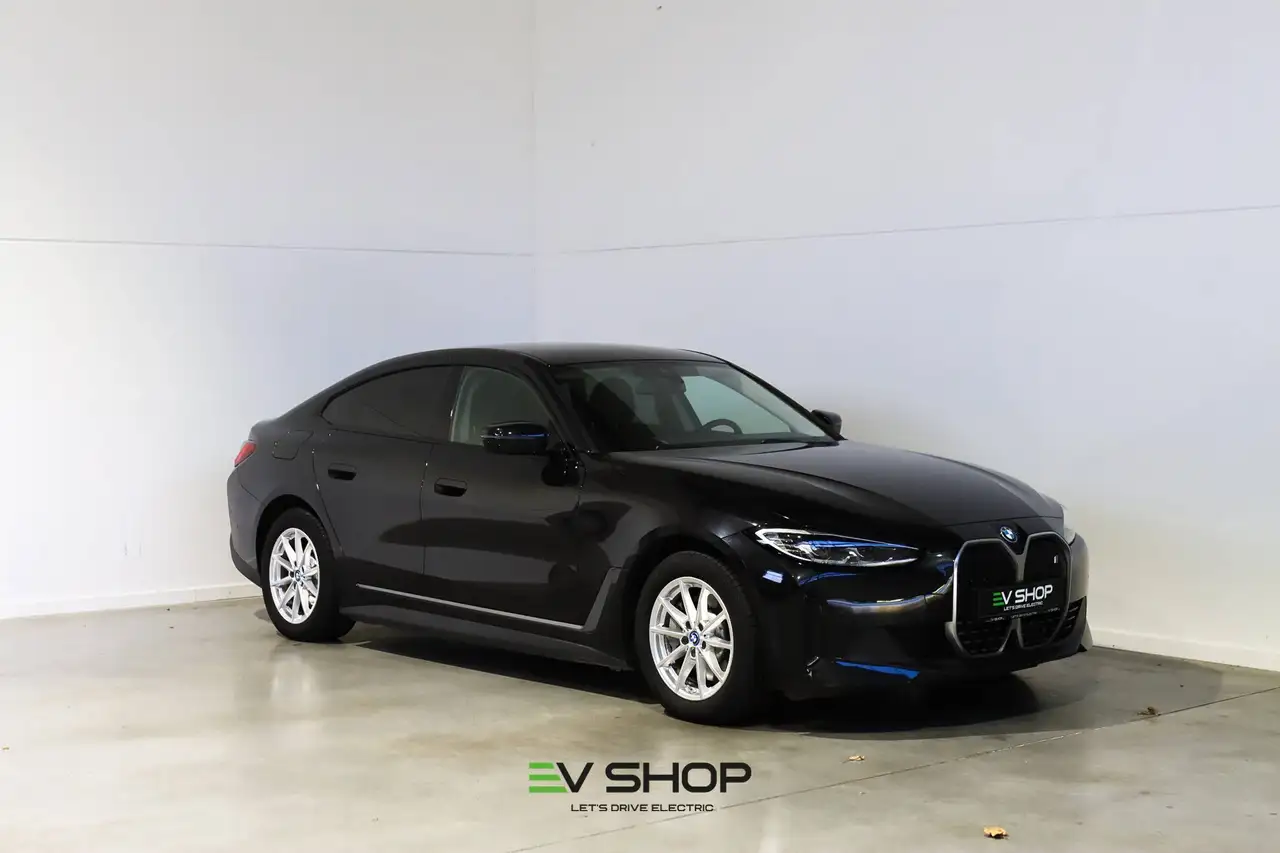 BMW i4