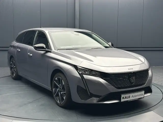 Peugeot 308 view 7