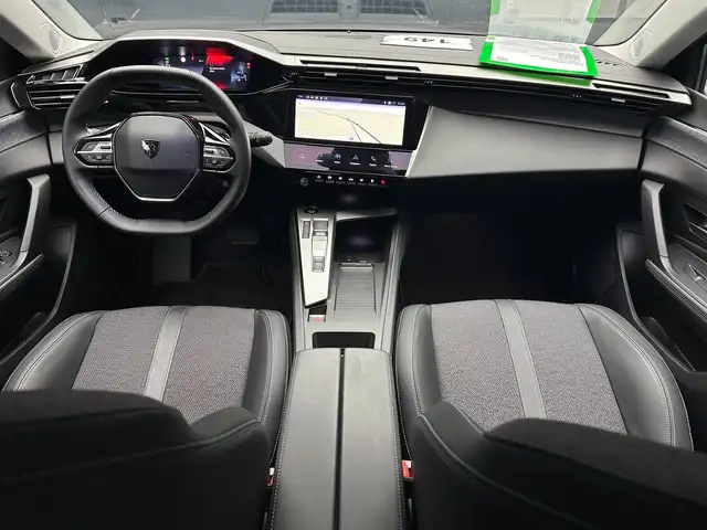 Peugeot 308 view 12