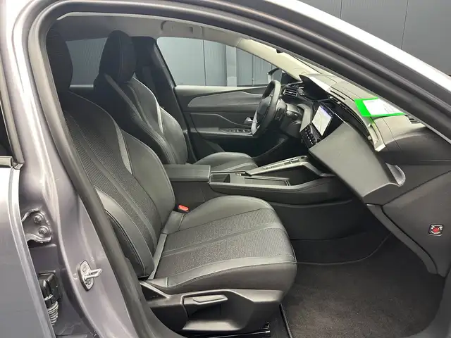 Peugeot 308 view 10