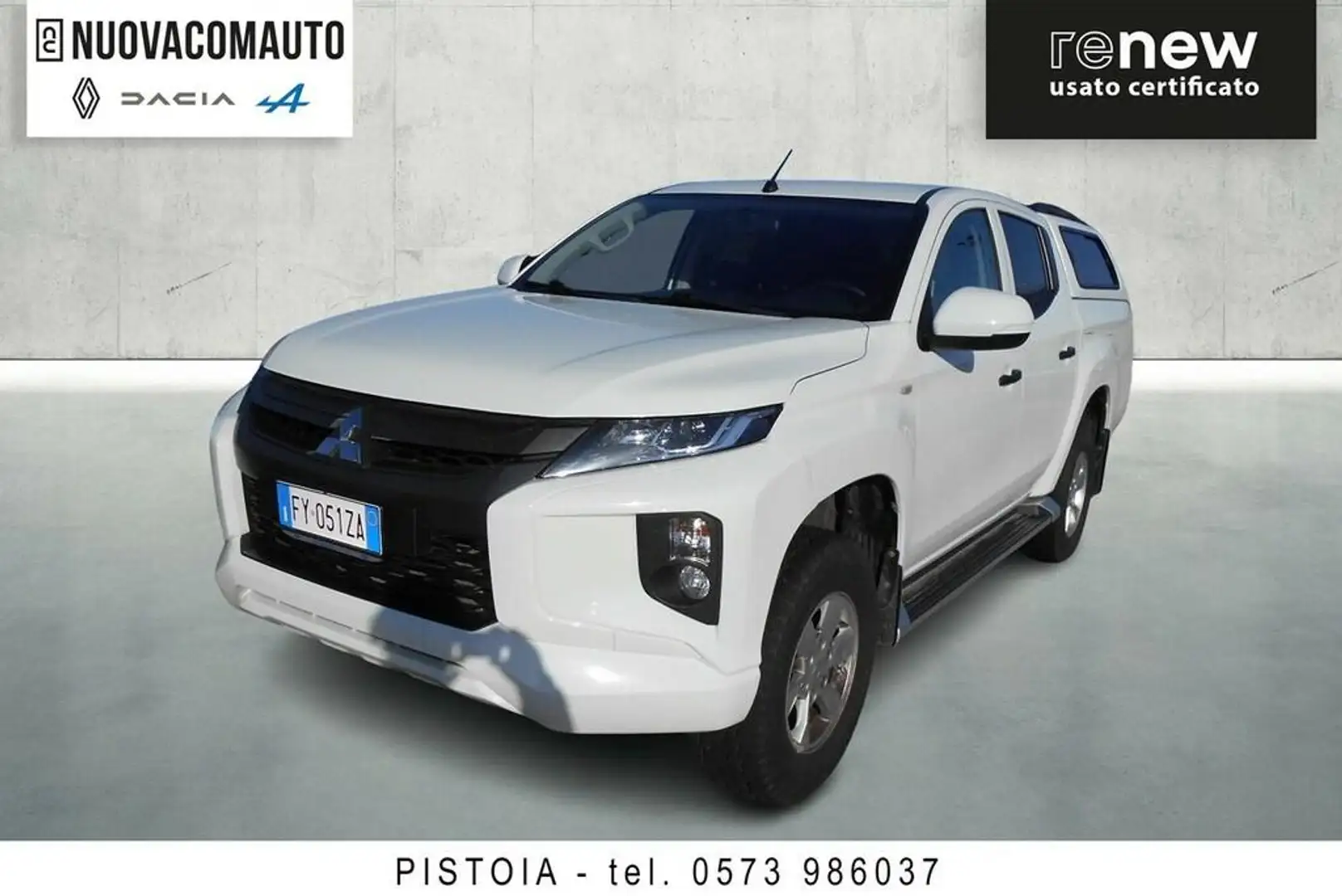 Mitsubishi L200 d.cab 2.3d Invite Connect 4wd 150cv Blanc - 1