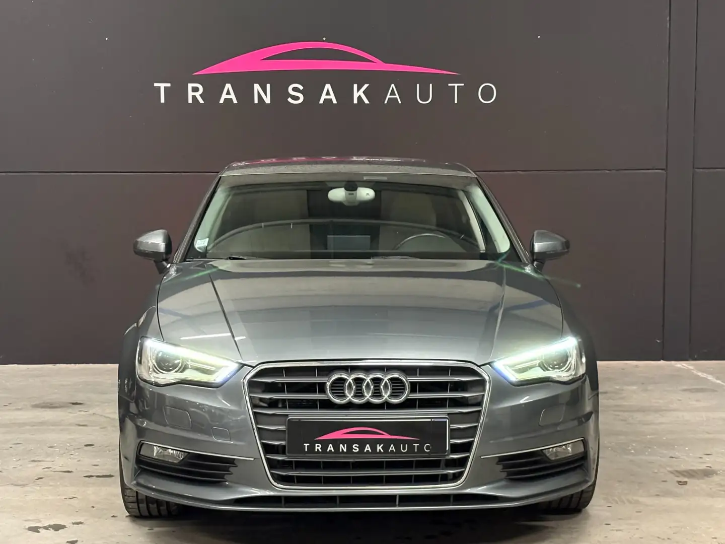 Audi A3 A3 Berline 2.0 TDI 150 Attraction S tronic 6 Gris - 2