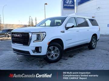 SLE 4WD | 8 Passenger | No Accidents | Lane Assist