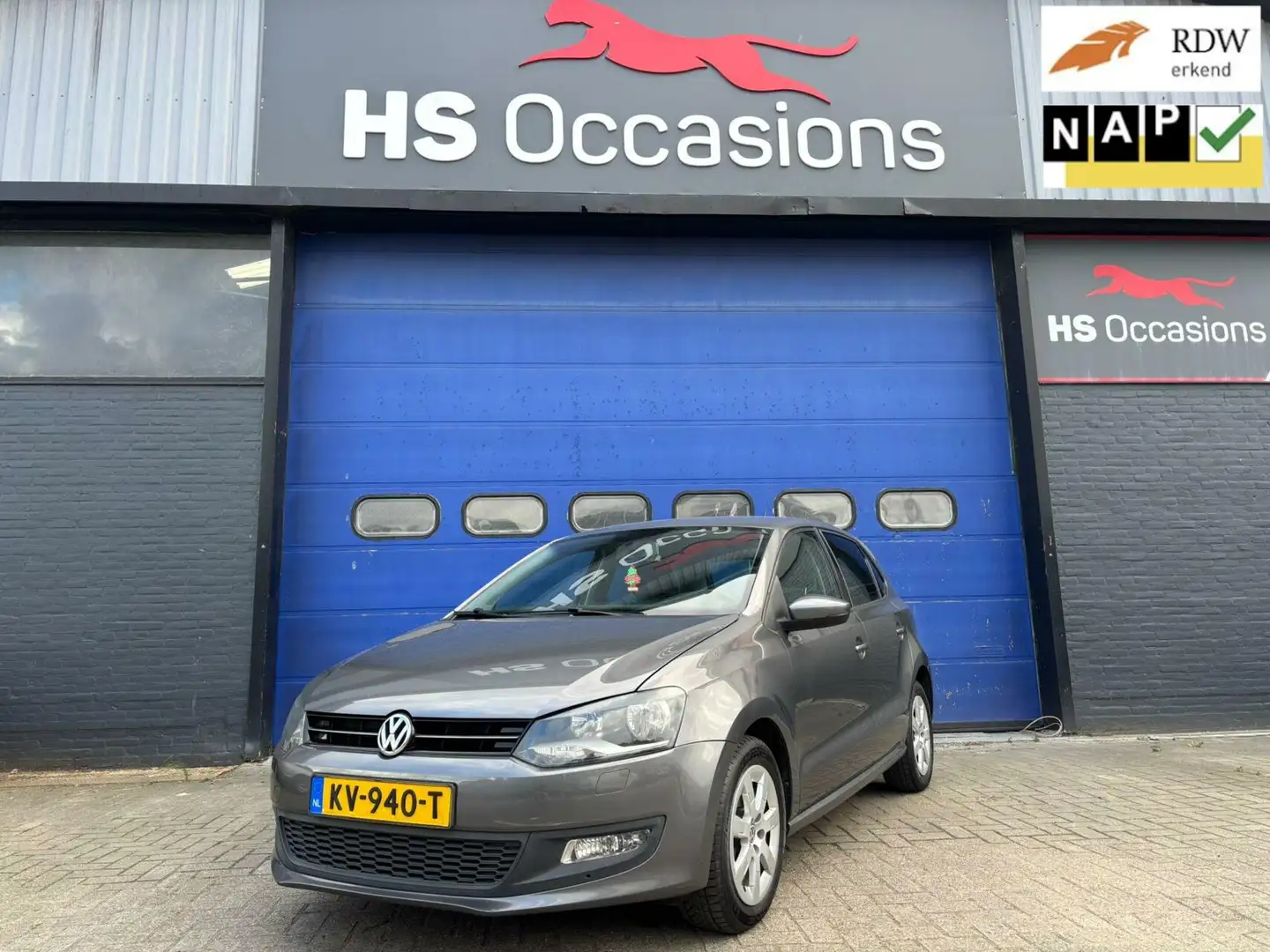 Volkswagen Polo 1.6 TDI BlueMotion Comfortline 2012 /cruise/ Gris - 1