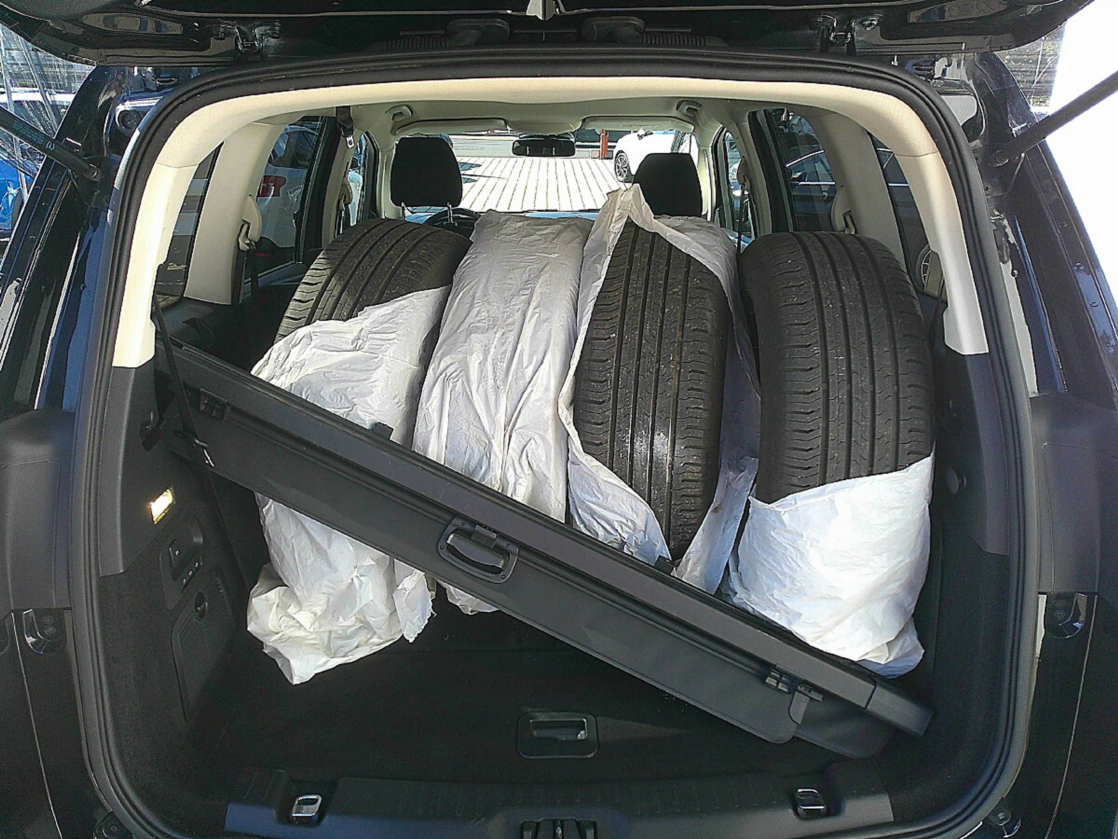 Ford Galaxy 2,0 TDCi Trend Start/Stop 7 Sitze — photo 5