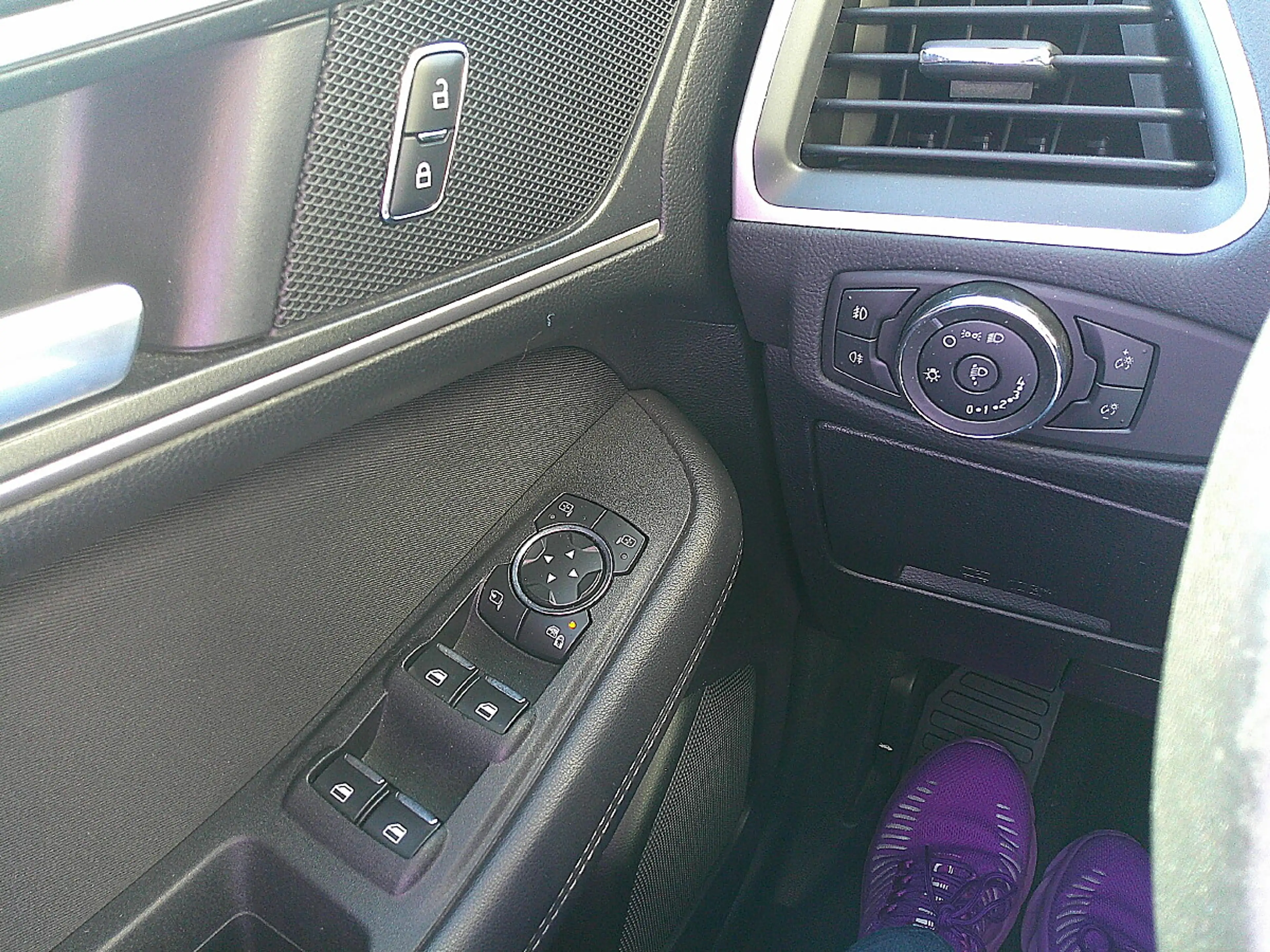 Ford Galaxy 2,0 TDCi Trend Start/Stop 7 Sitze — photo 12