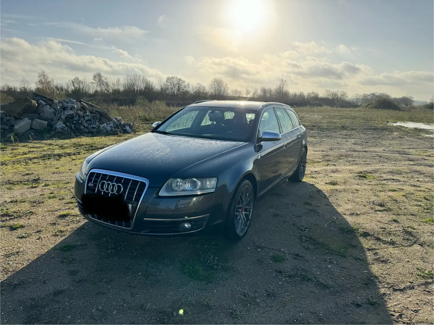 Audi A6 Avant 2.7 TDI DPF Grau - 1