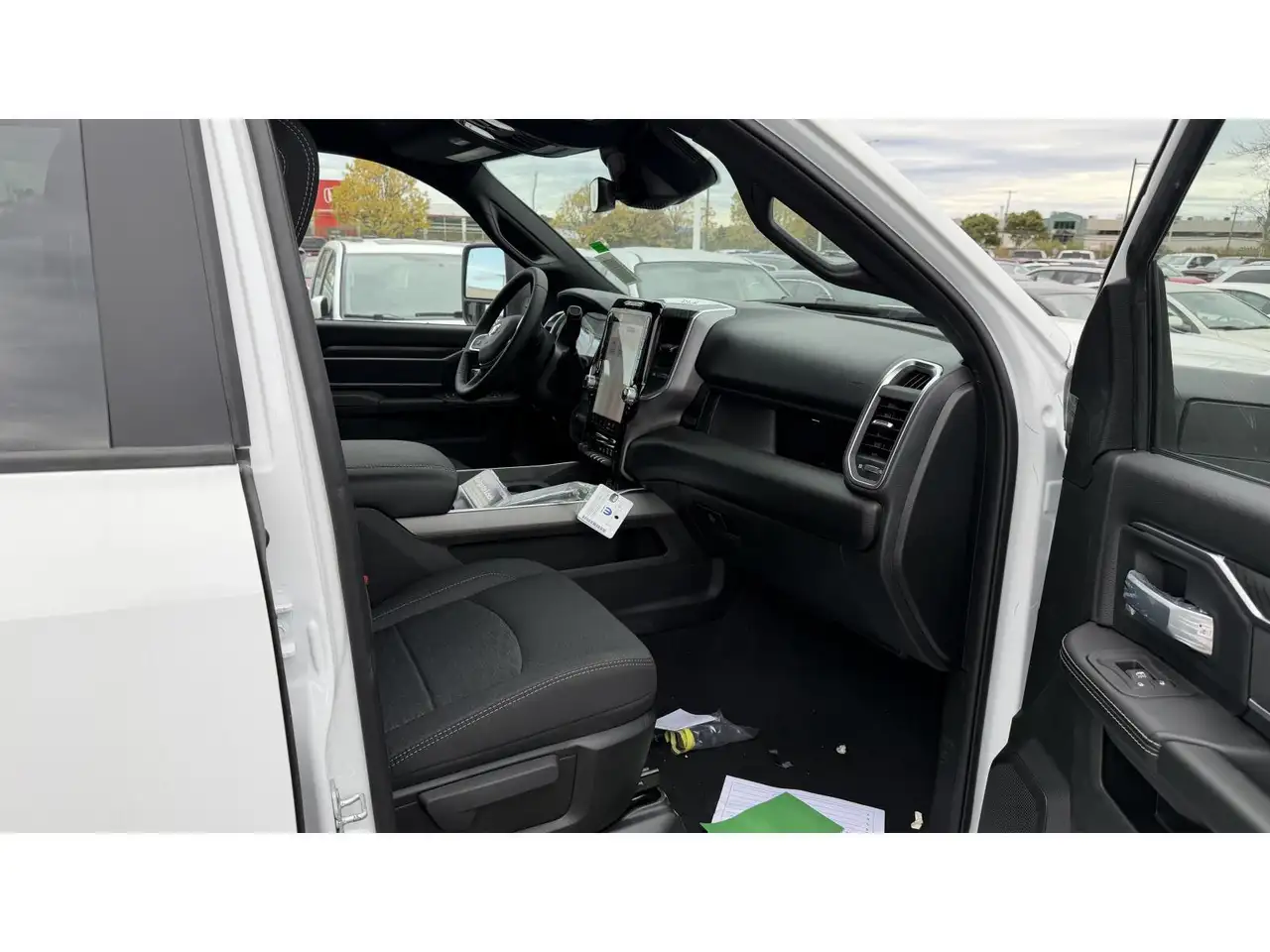 RAM 2500 снимка RAM 2500