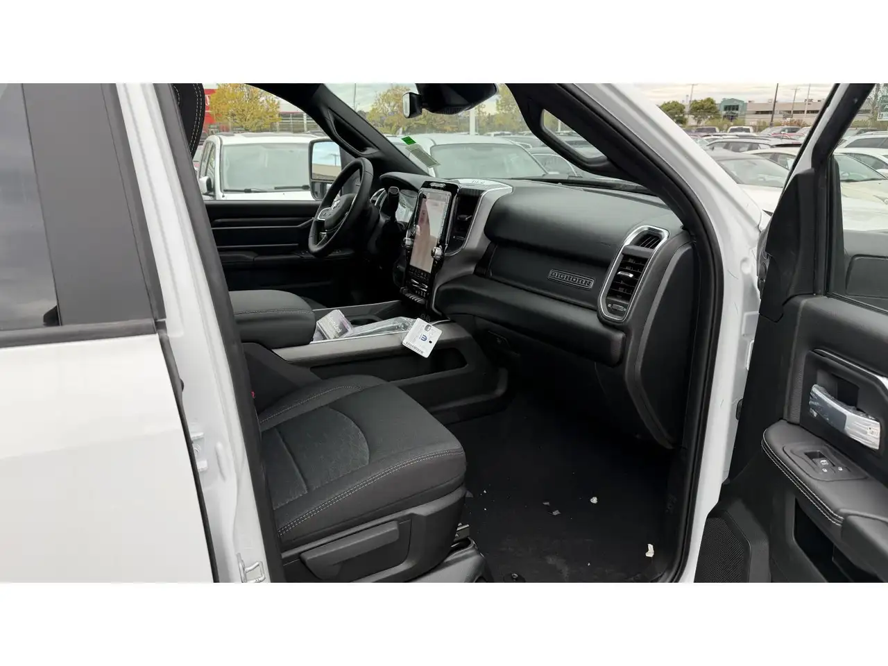 RAM 2500 снимка RAM 2500