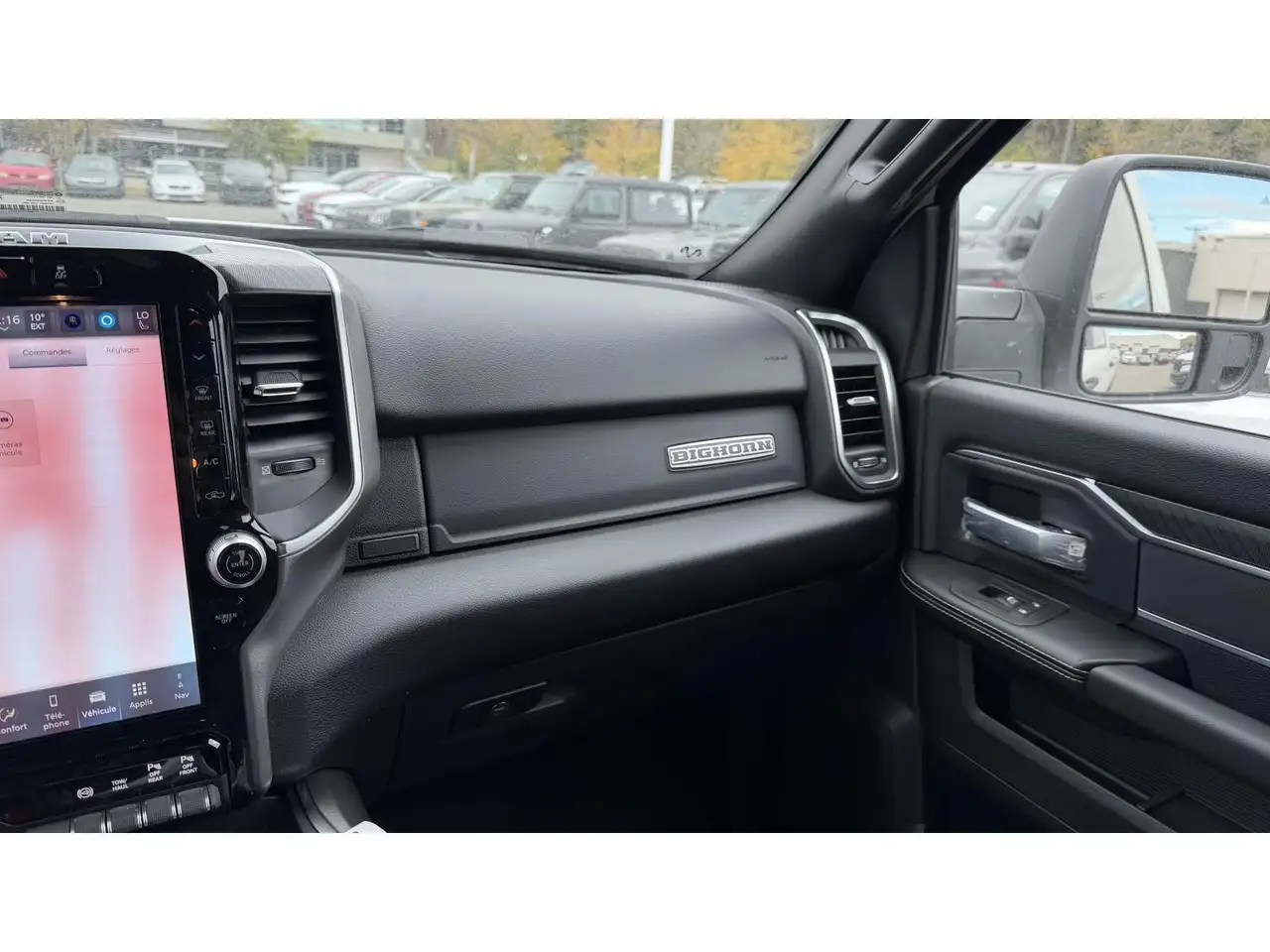 RAM 2500 снимка RAM 2500