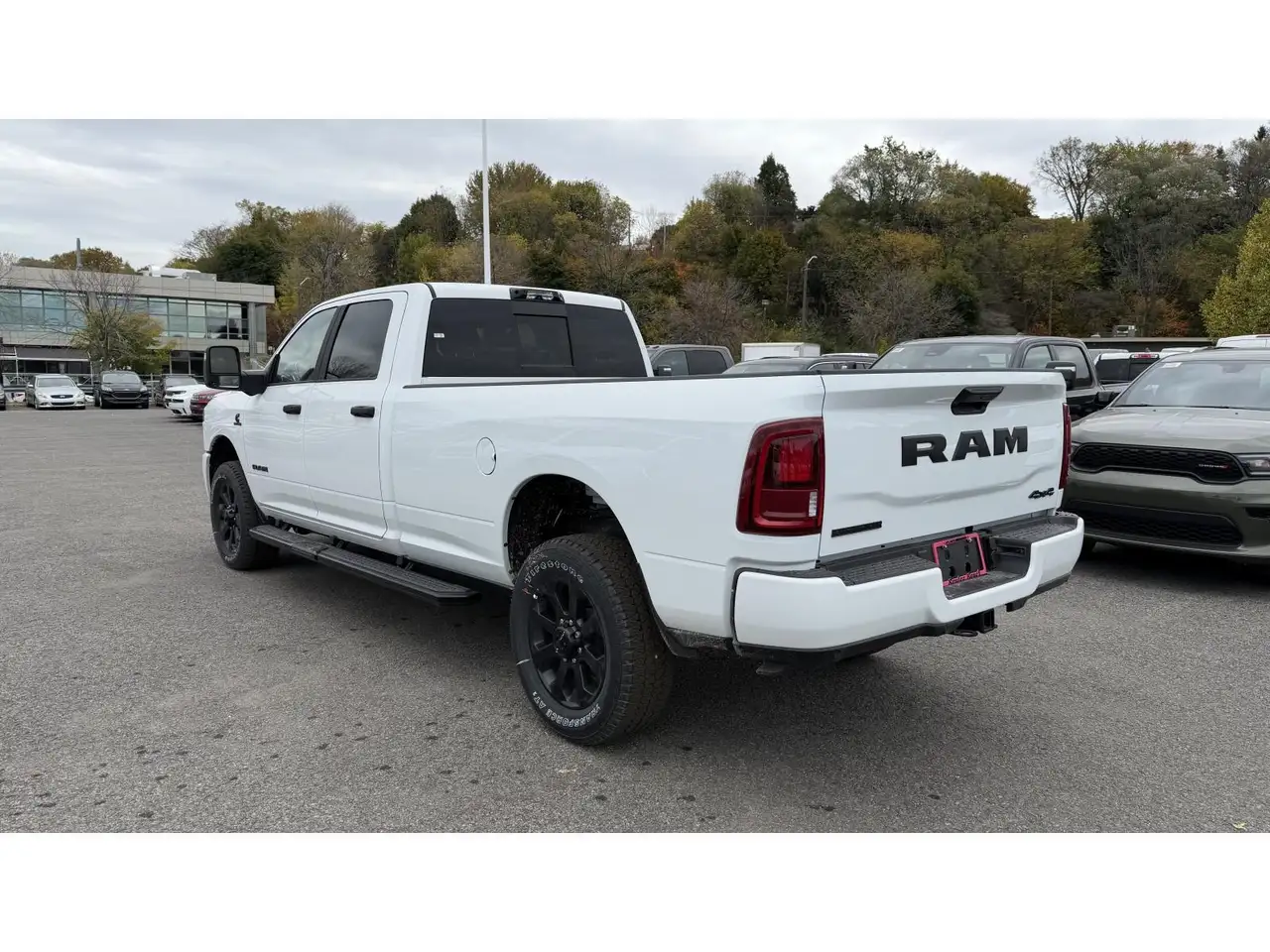 RAM 2500 снимка RAM 2500