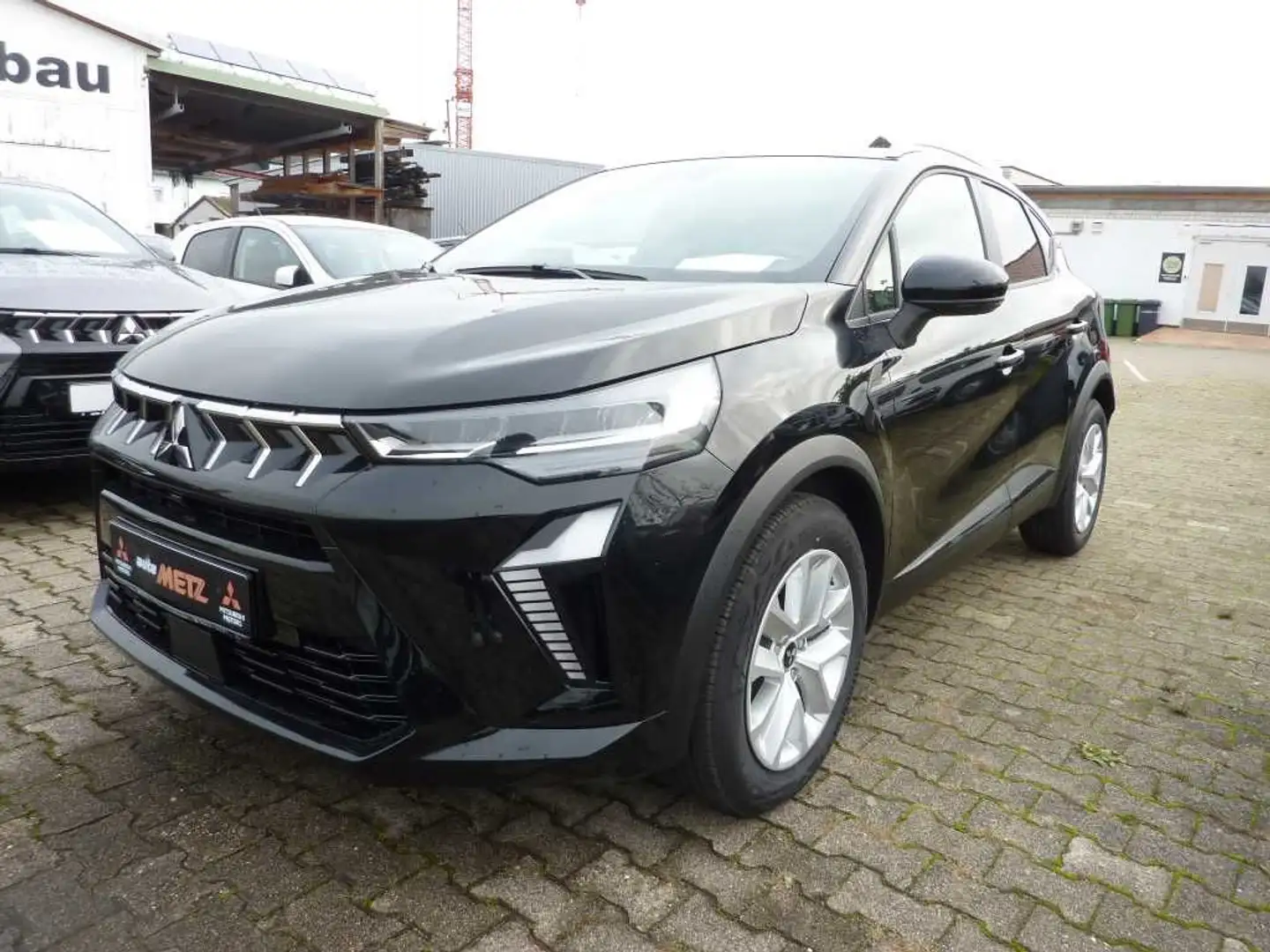 Mitsubishi ASX PLUS 1.3 T-Benziner 6-Gang Schwarz - 1