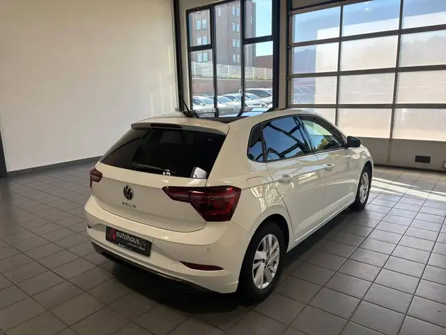 Volkswagen Polo view 5