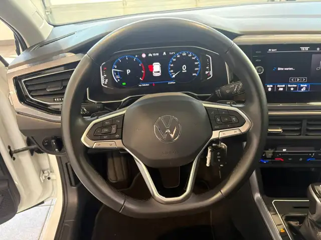 Volkswagen Polo view 10