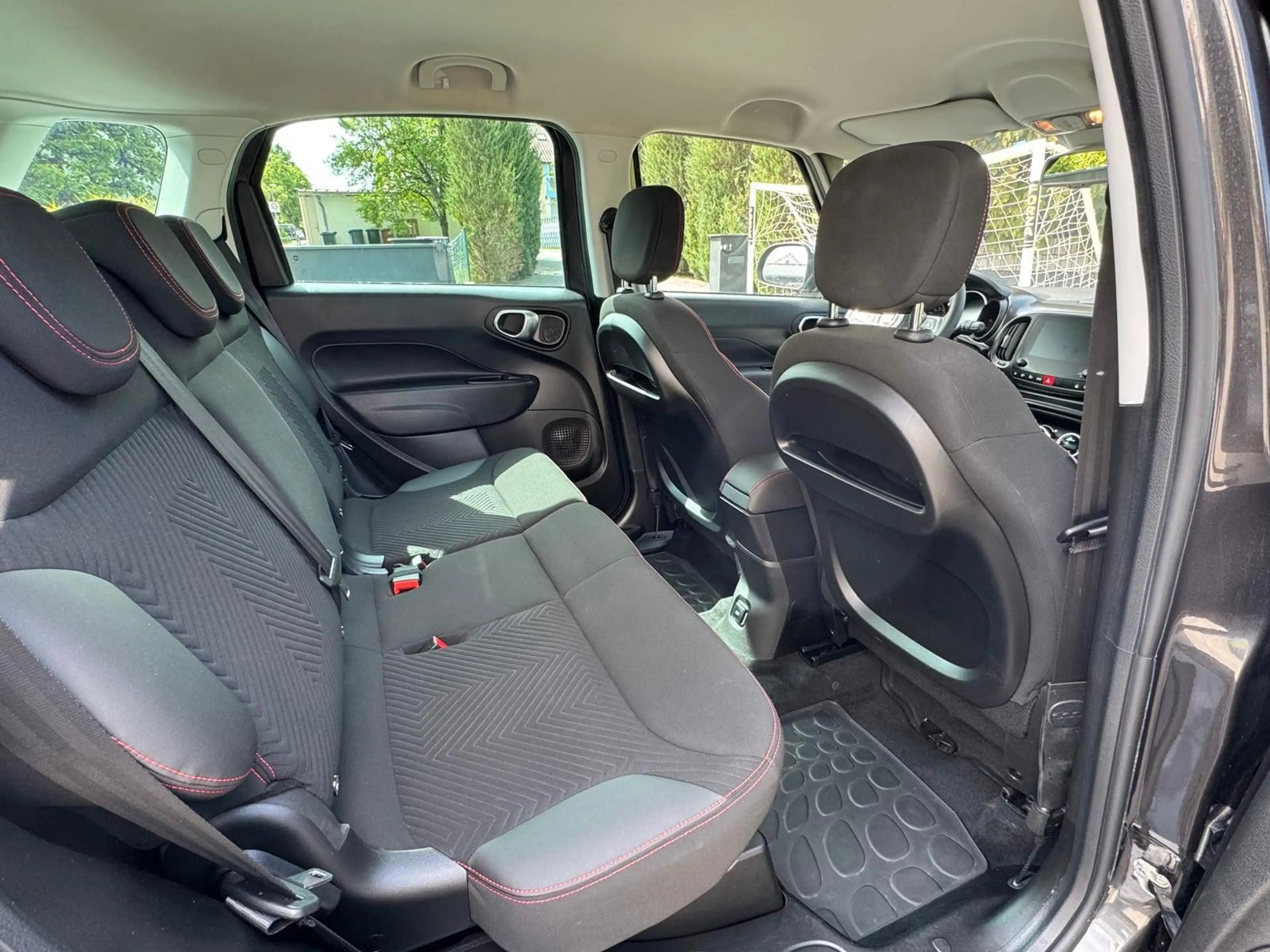 Fiat 500L Sport**TEMPO/CAM/NAVI/SHZ/DAB+* — photo 13