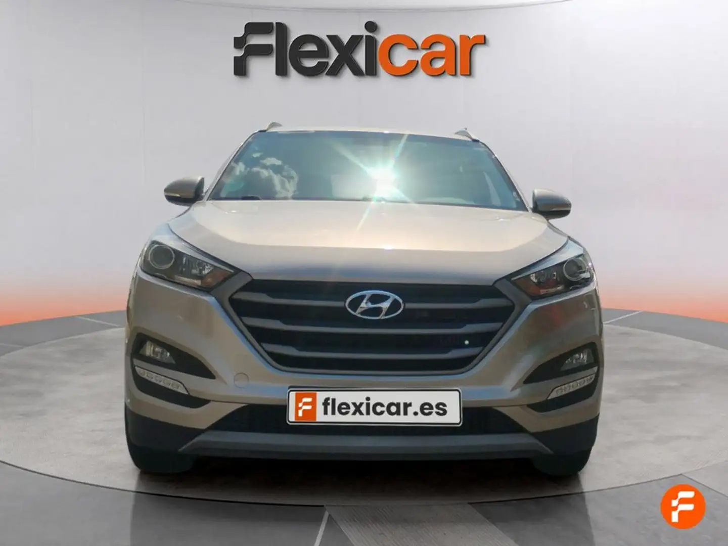 Hyundai TUCSON 1.7 CRDi 85kW (115CV) BlueD Link Sky 4x2 Beige - 2