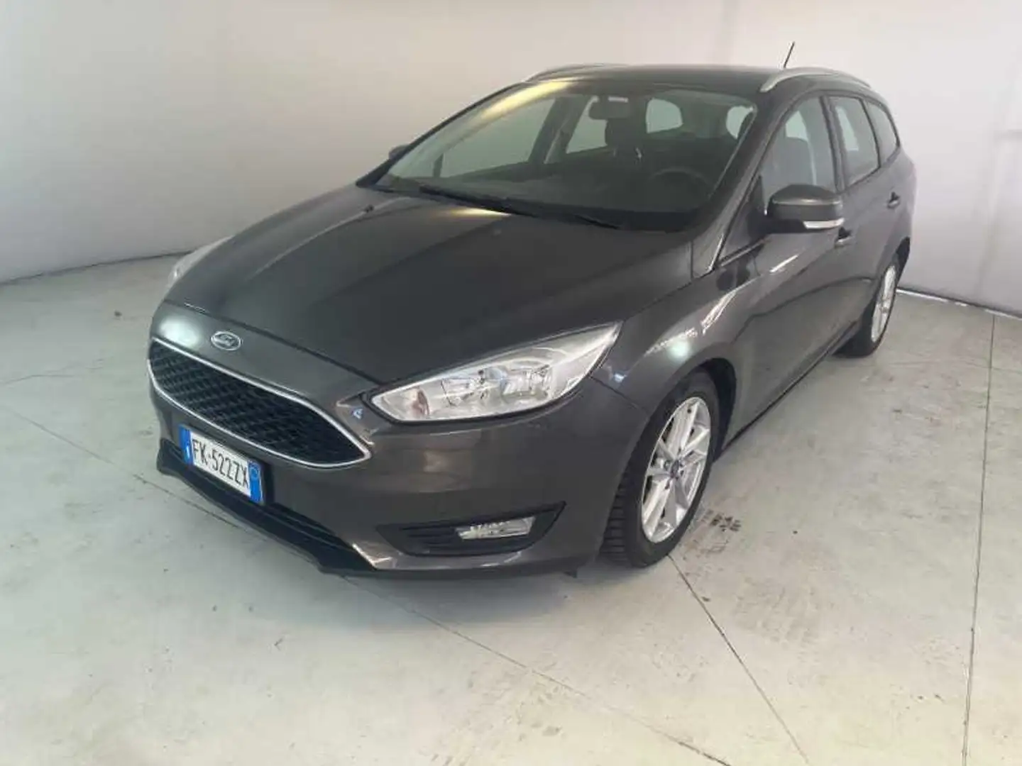 Ford Focus 1.5 TDCi 120 CV Start&Stop Powershift SW ST Line Grigio - 1