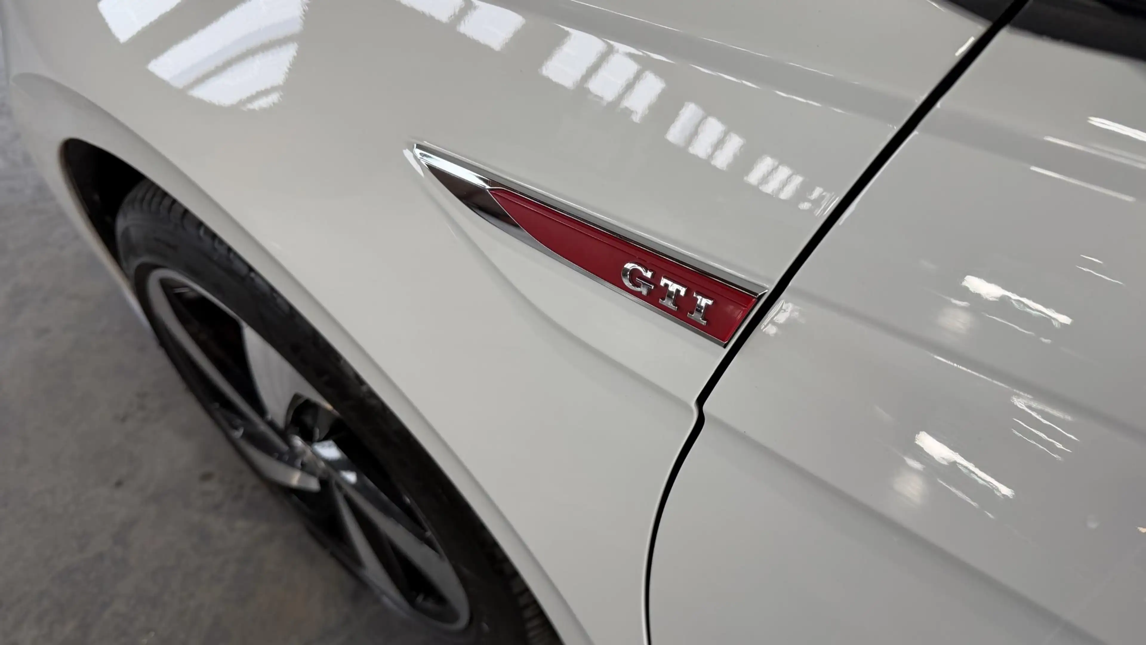 Volkswagen Polo GTI 2.0 TSI Clima / Winter Pakket / CarPlay / ABC Uitl — photo 8