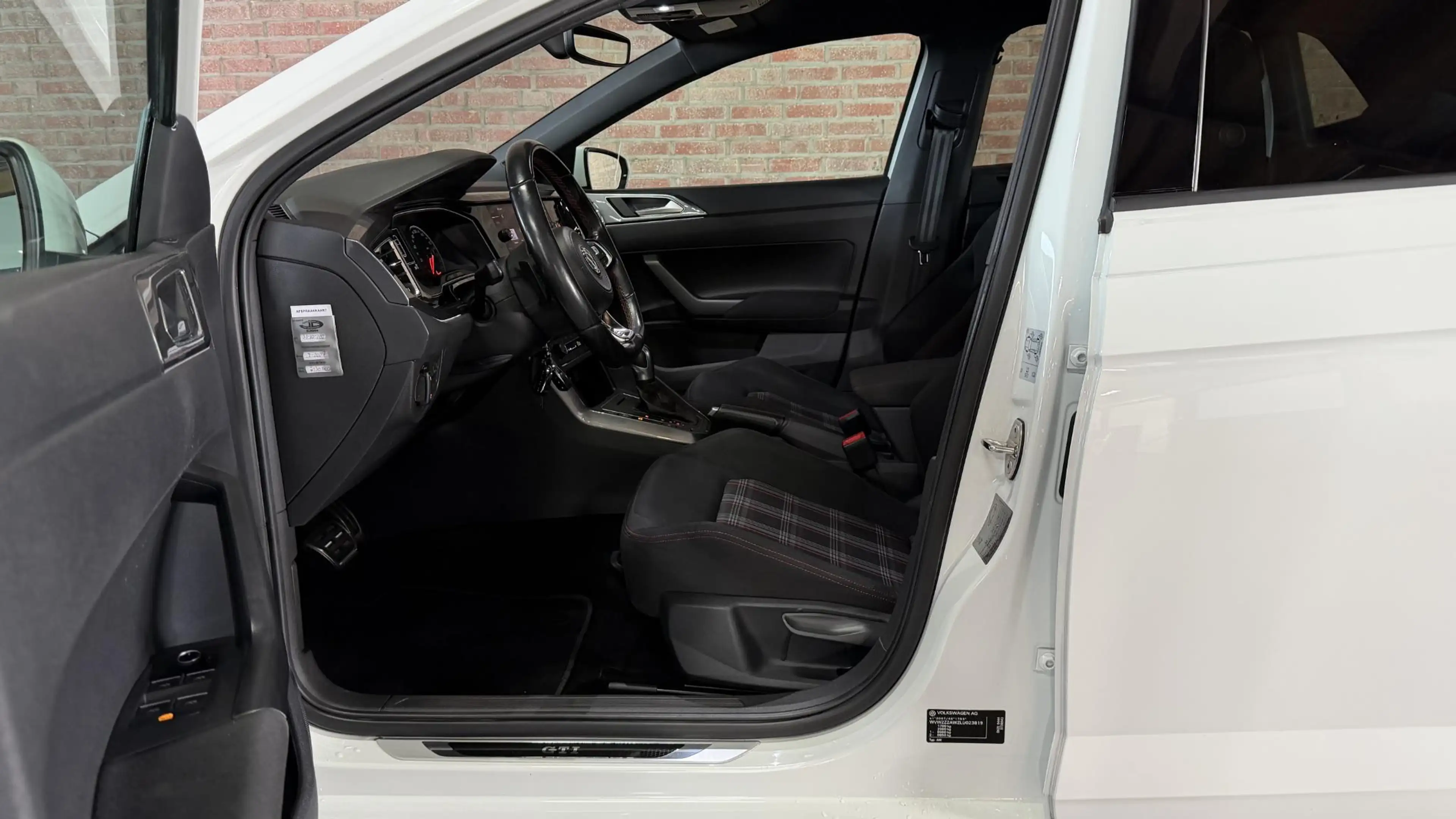 Volkswagen Polo GTI 2.0 TSI Clima / Winter Pakket / CarPlay / ABC Uitl — photo 9