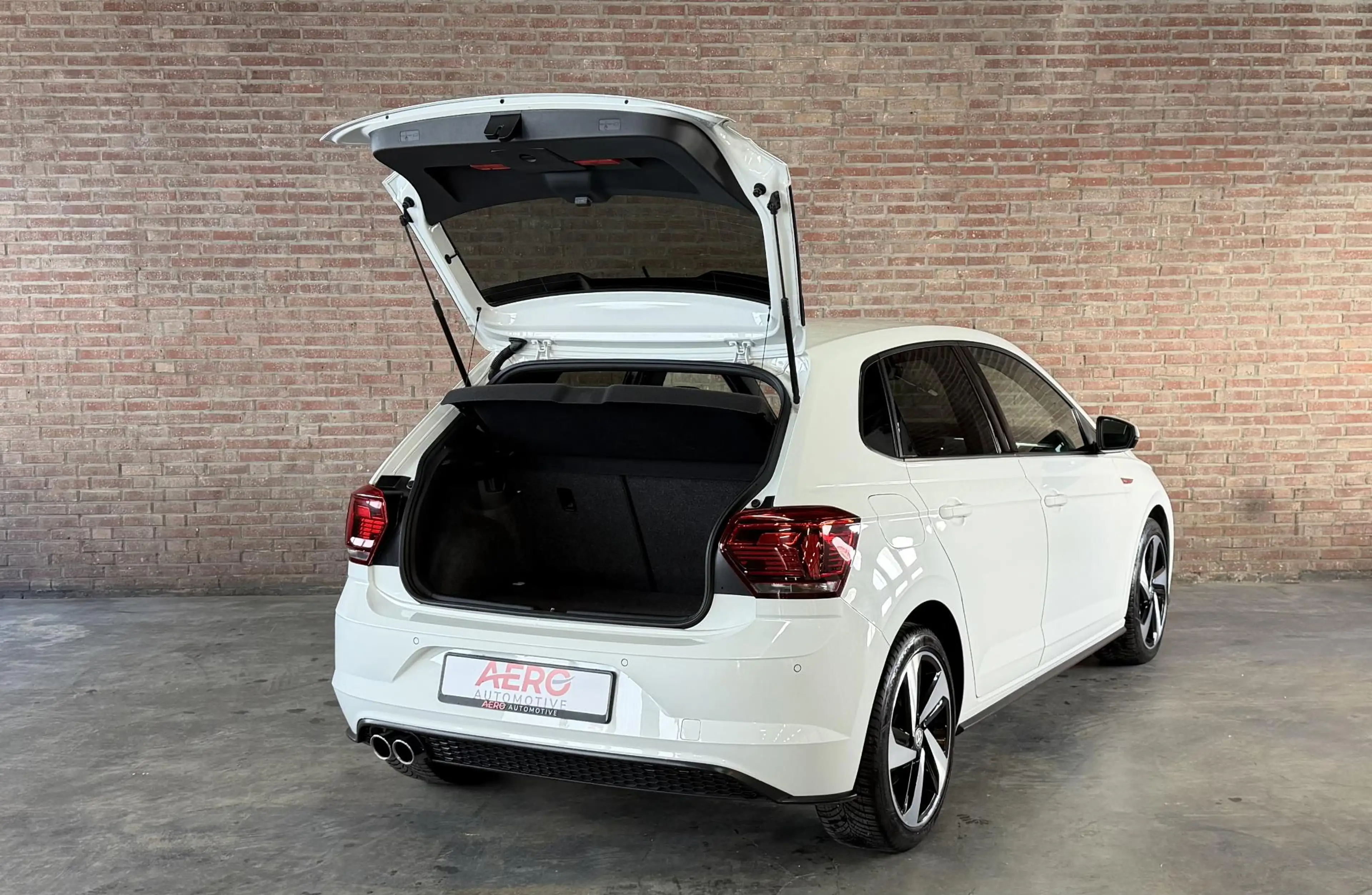 Volkswagen Polo GTI 2.0 TSI Clima / Winter Pakket / CarPlay / ABC Uitl — photo 4