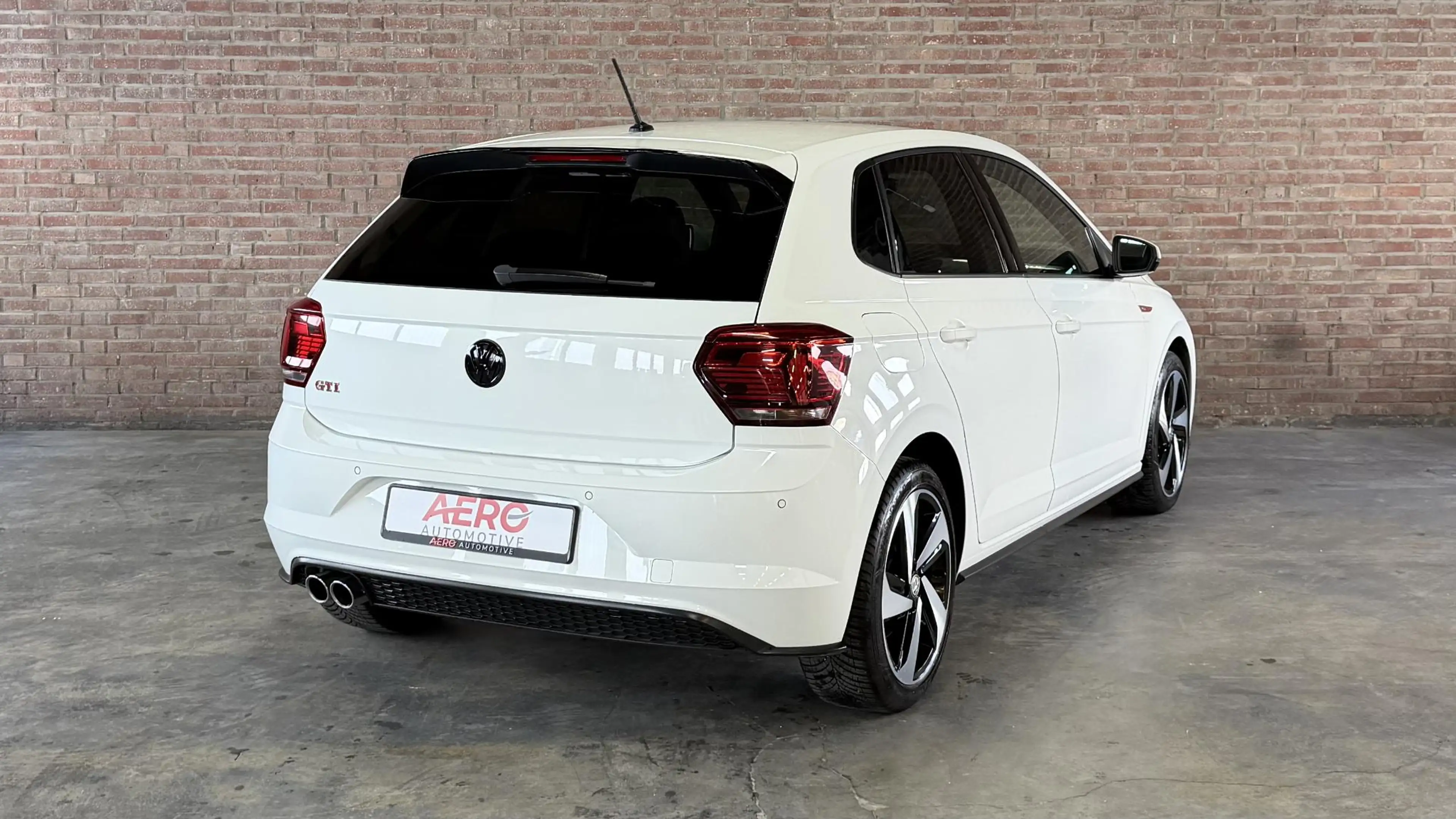 Volkswagen Polo GTI 2.0 TSI Clima / Winter Pakket / CarPlay / ABC Uitl — photo 3