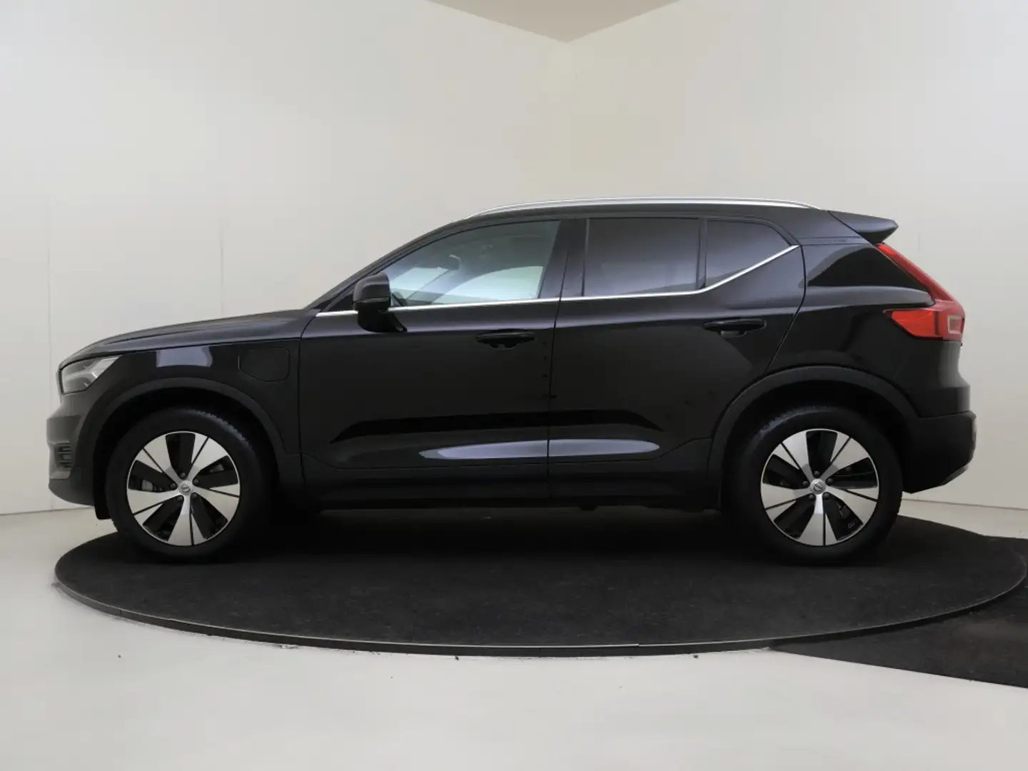 Volvo XC40 T4 Recharge Inscription Expression | Trekhaak | Pa Zwart - 2