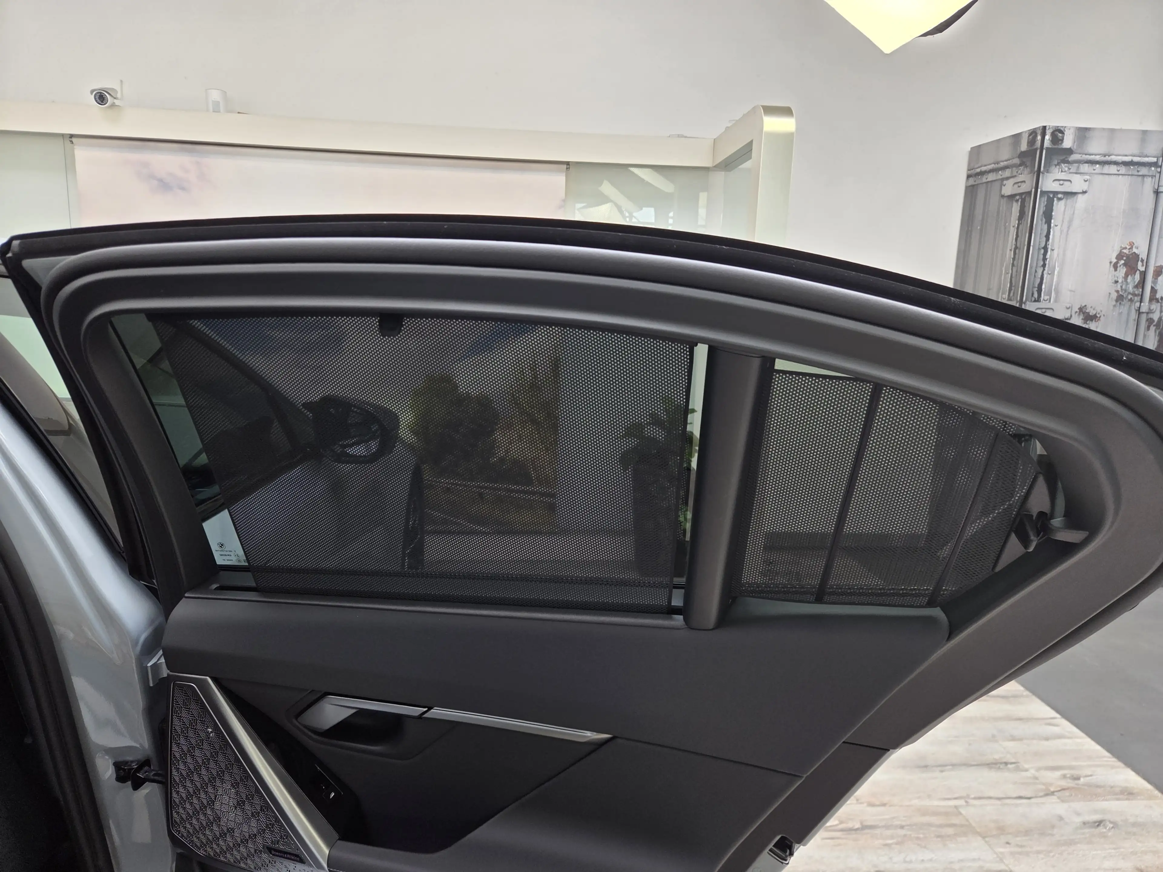 BMW M5 0,5% AHK Sitzlüftung B&WMultiSeats CarbonExt. — photo 33