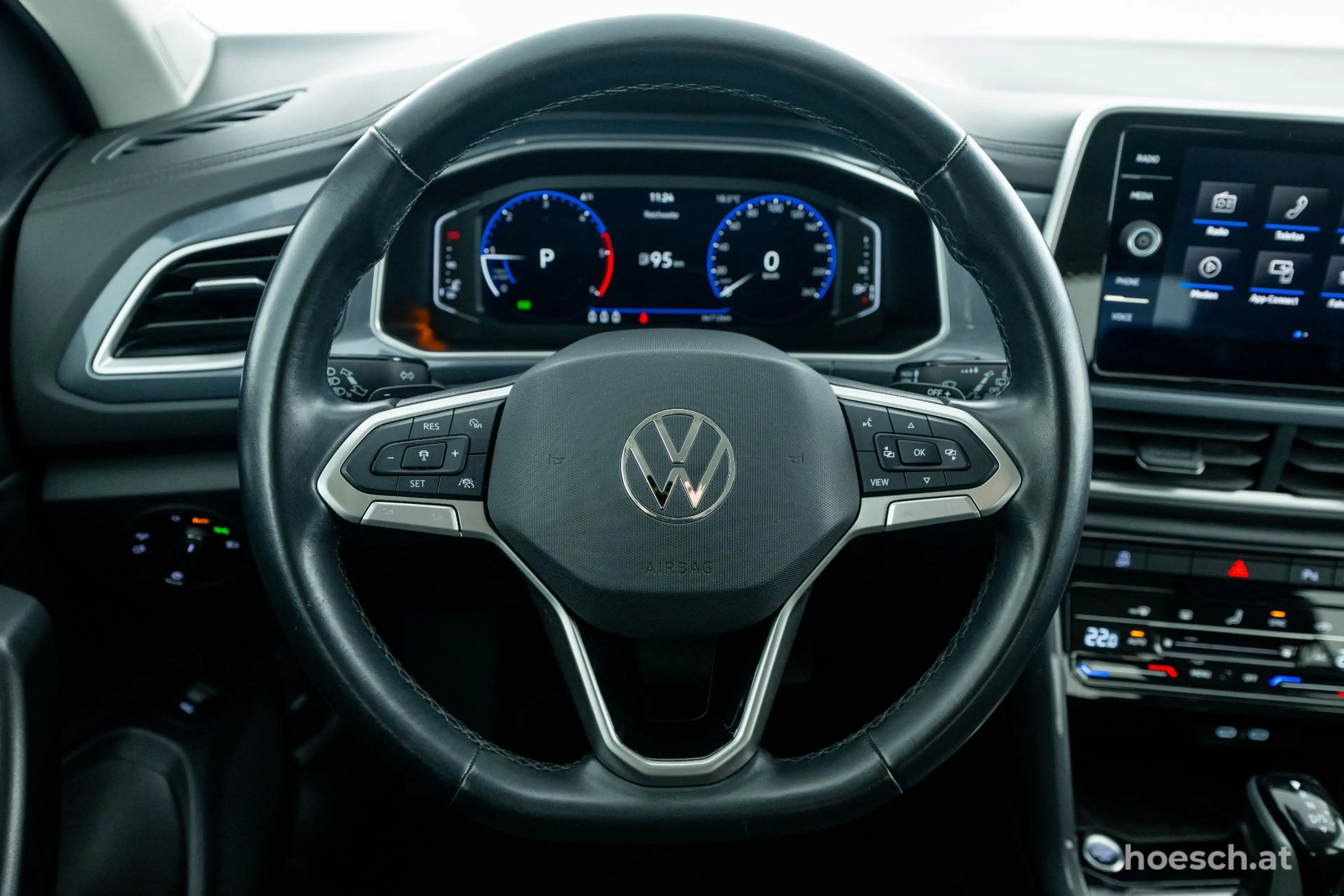 Volkswagen T-Roc TDI Style Aut. IQ.LIGHT R-KAM ASSISTENZ ++ — photo 6