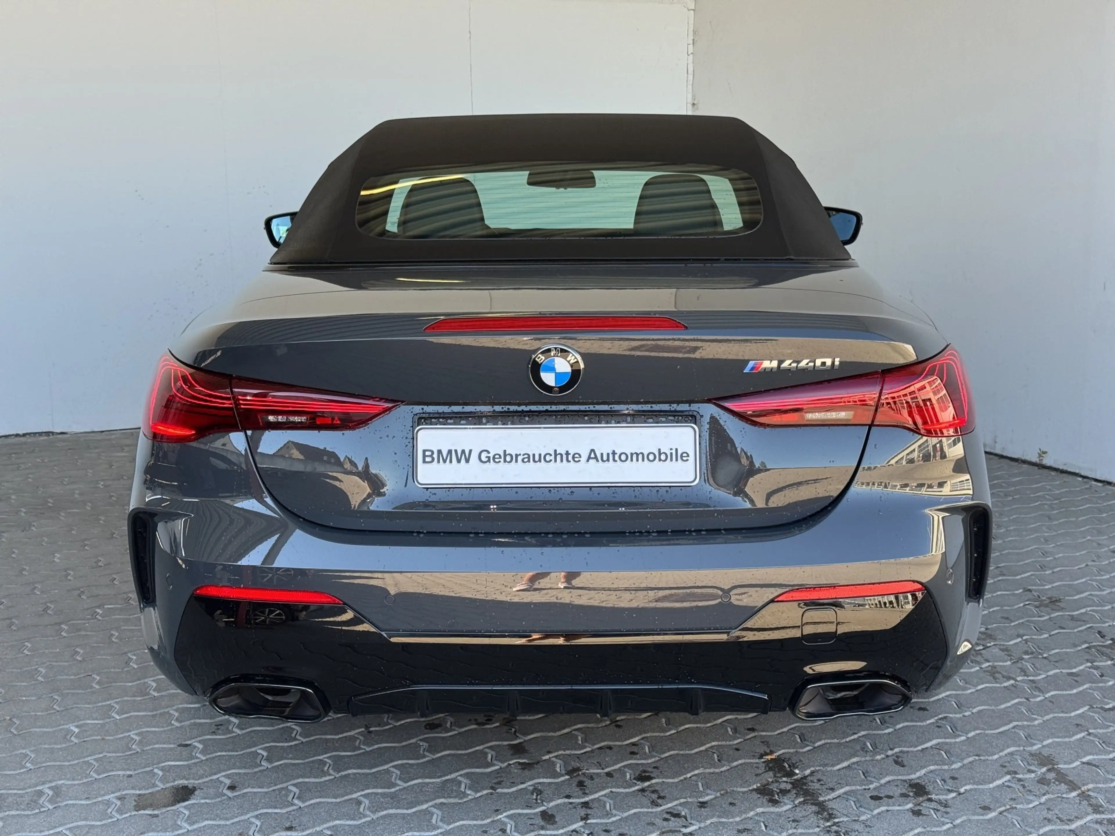 BMW 440 MiA xDrive Cabrio M Sport LiveCock.LED.ParkAs — photo 3