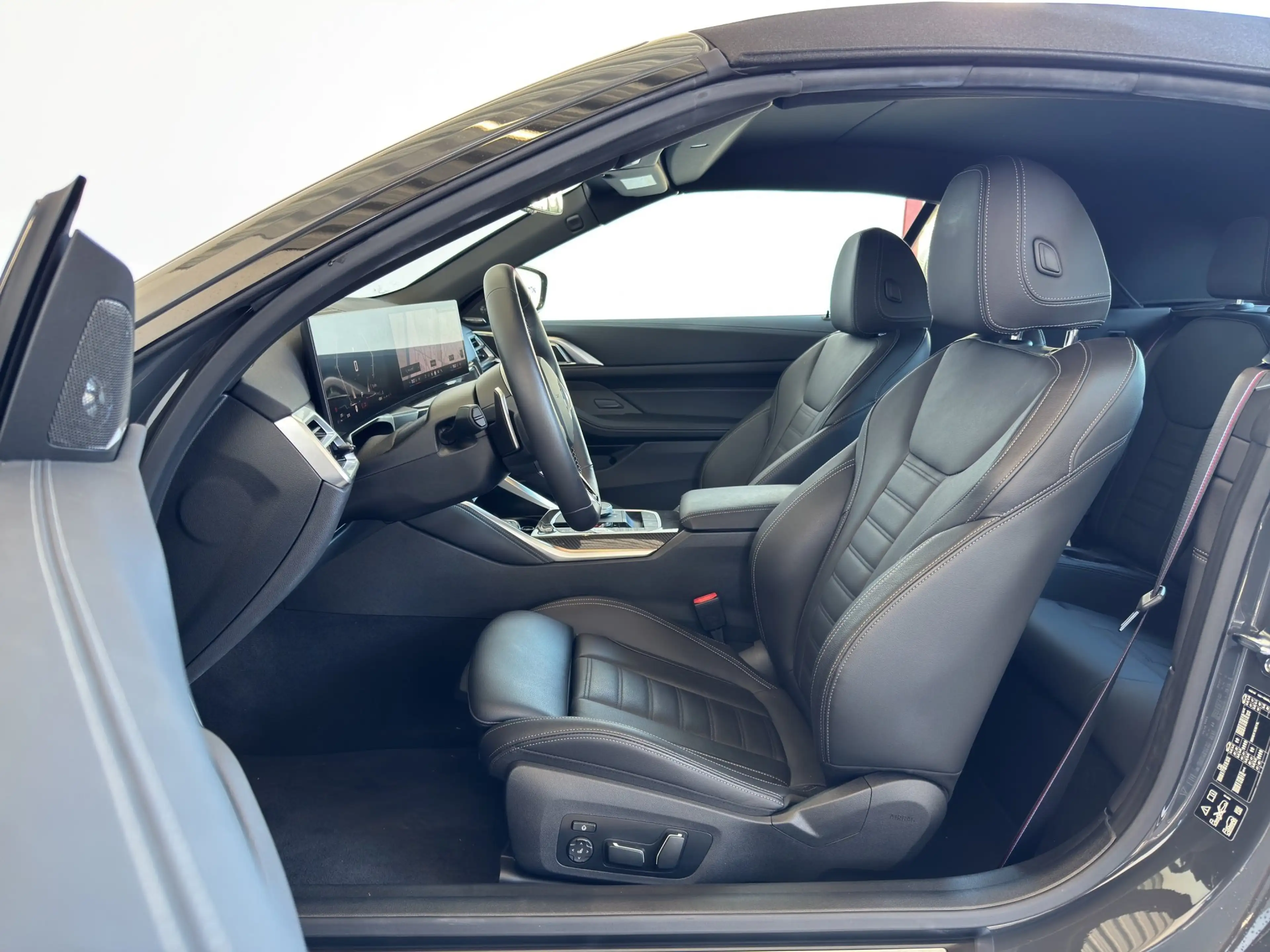 BMW 440 MiA xDrive Cabrio M Sport LiveCock.LED.ParkAs — photo 8