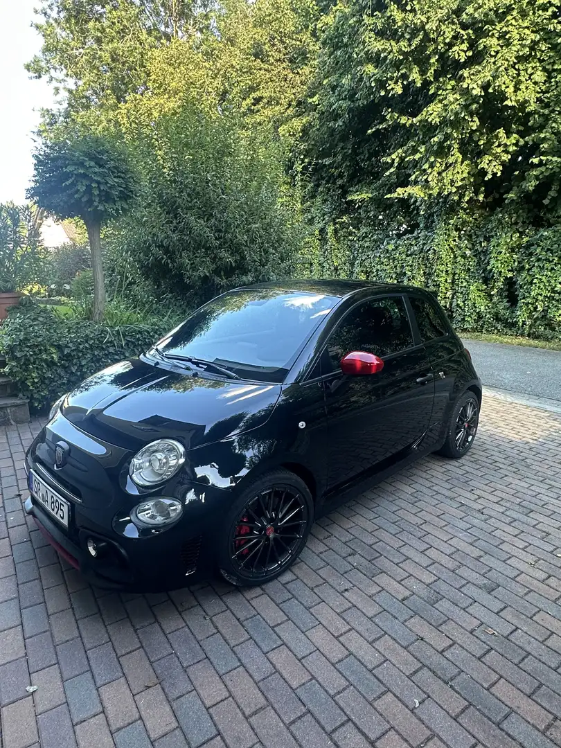 Abarth 695 Schwarz - 1