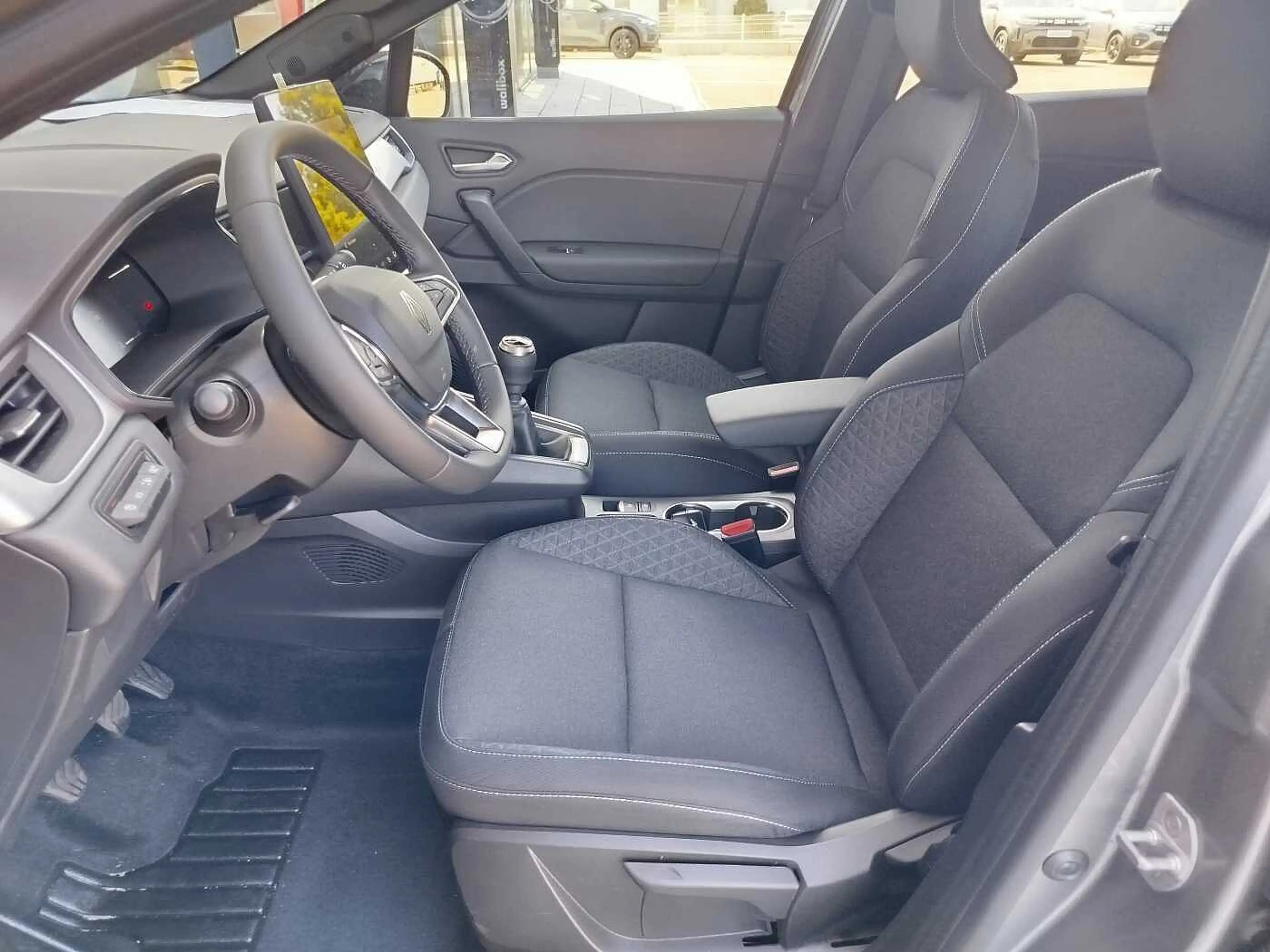 Renault Symbioz TCe 140 Mild-Hybrid EVOLUTION *KAMERA/LED/CARPLAY* — photo 8