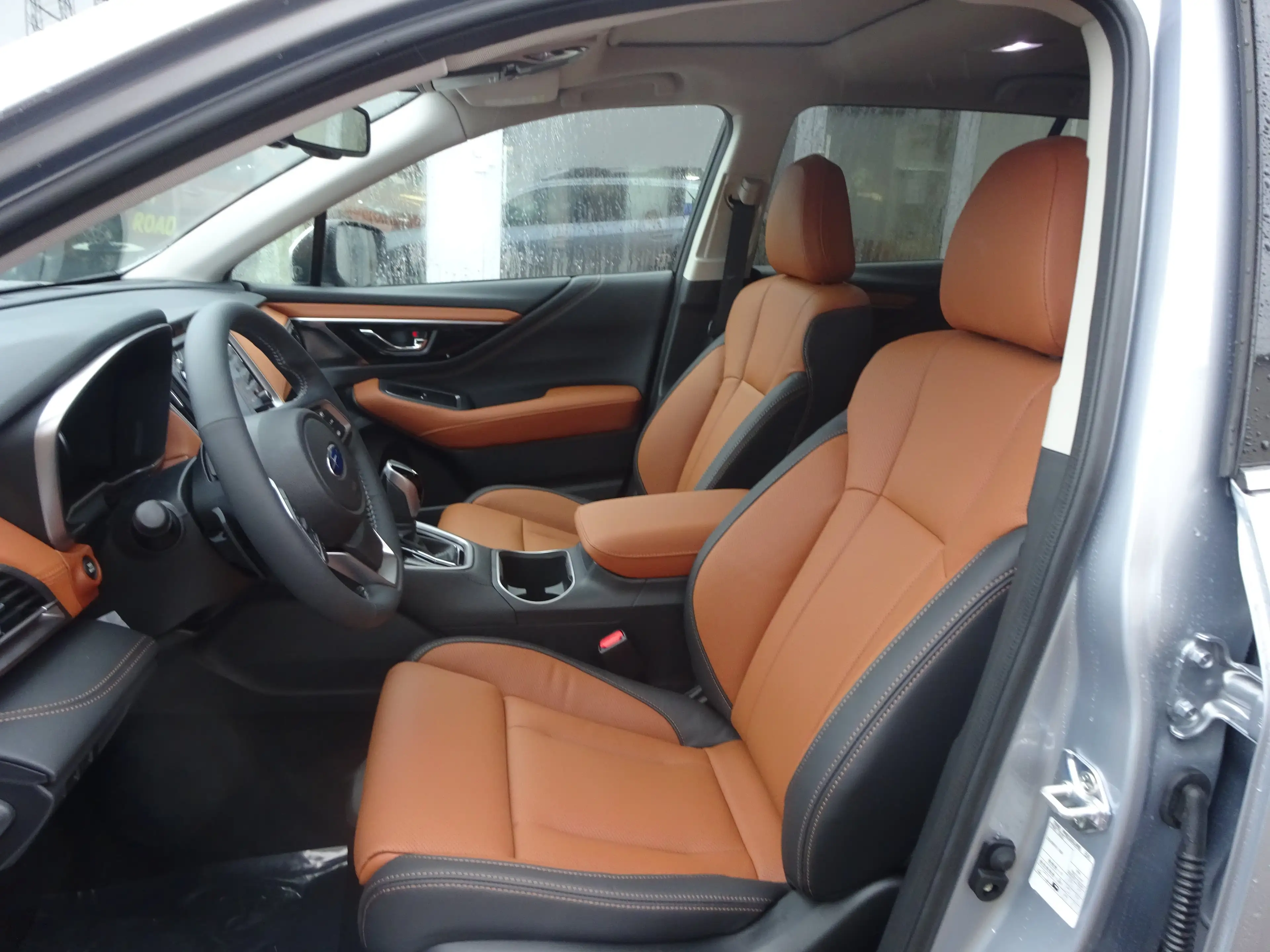 Subaru OUTBACK 2.5i Platinum 2025 Modell — photo 13