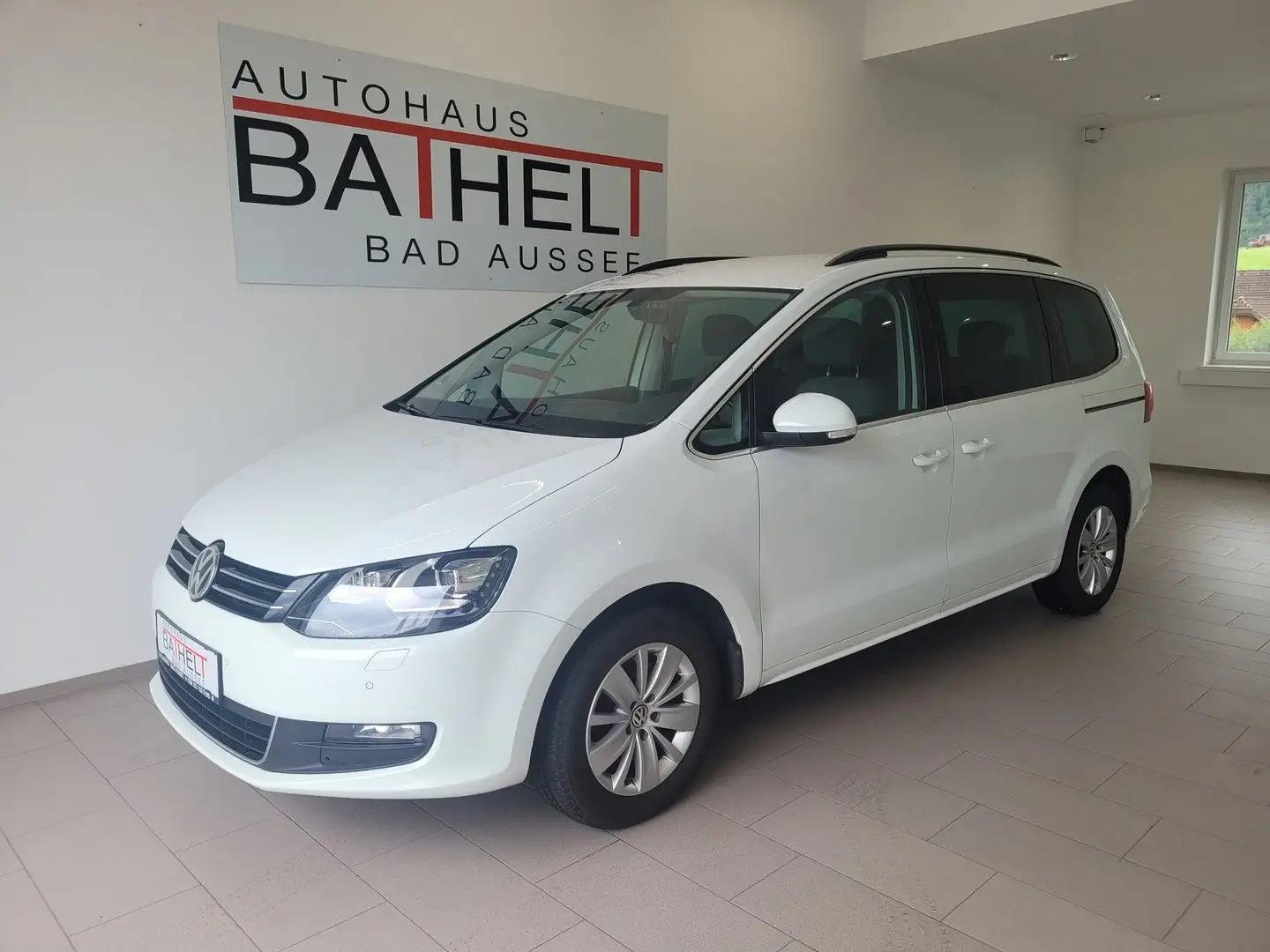 Volkswagen Sharan Business TDI SCR Weiß - 2