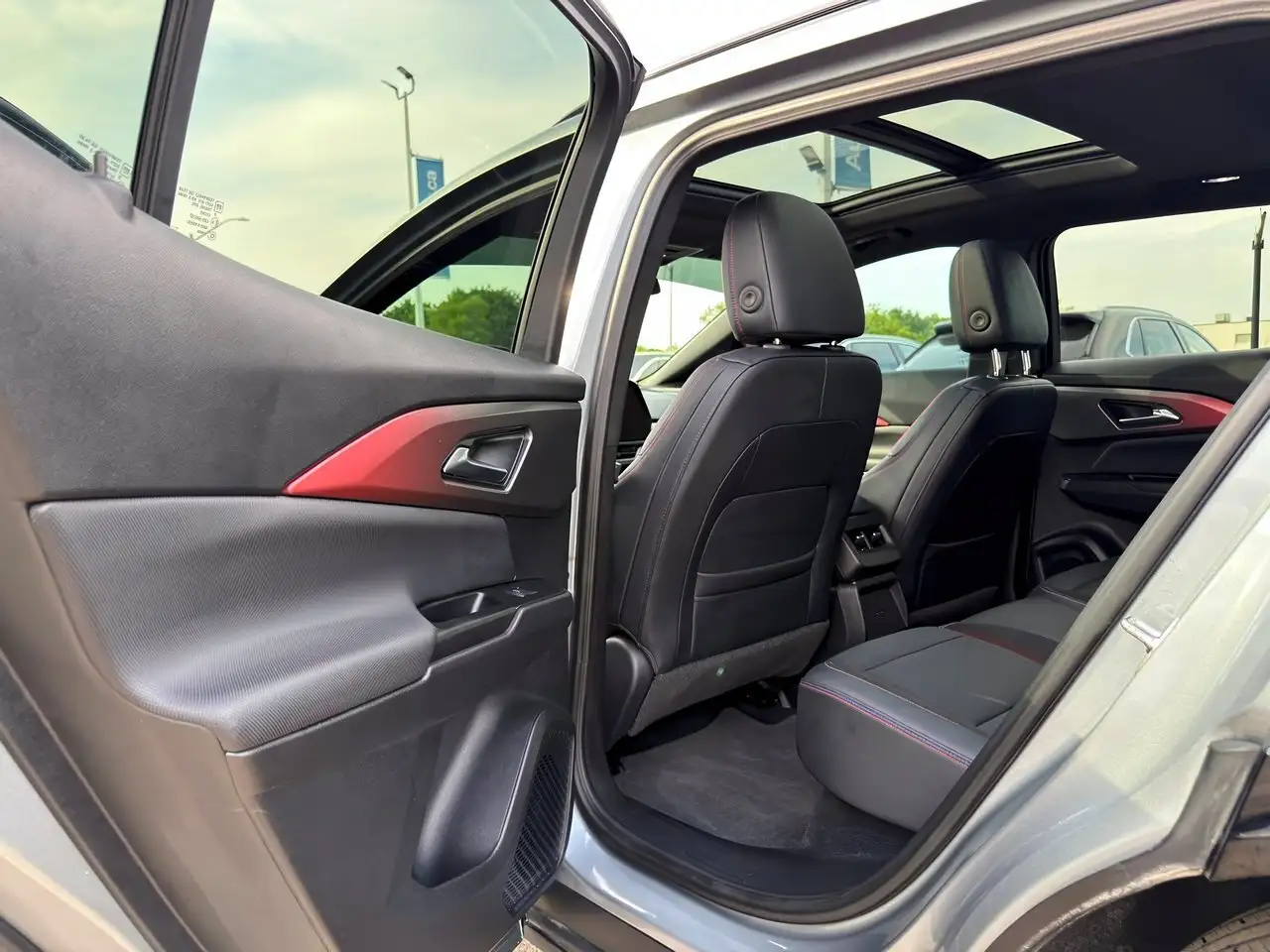 Chevrolet Equinox photo Chevrolet Equinox