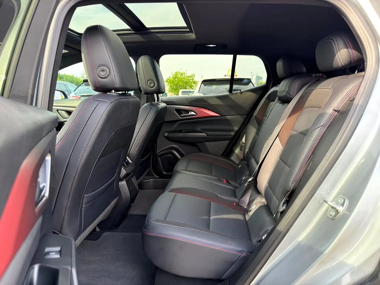 Chevrolet Equinox photo Chevrolet Equinox