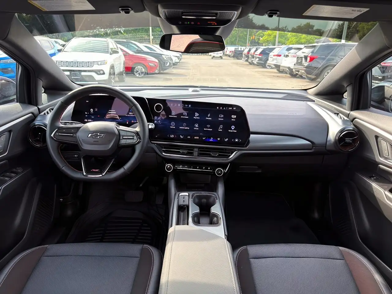 Chevrolet Equinox photo Chevrolet Equinox