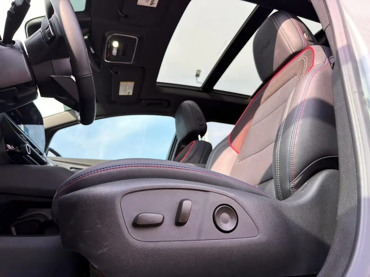 Chevrolet Equinox photo Chevrolet Equinox