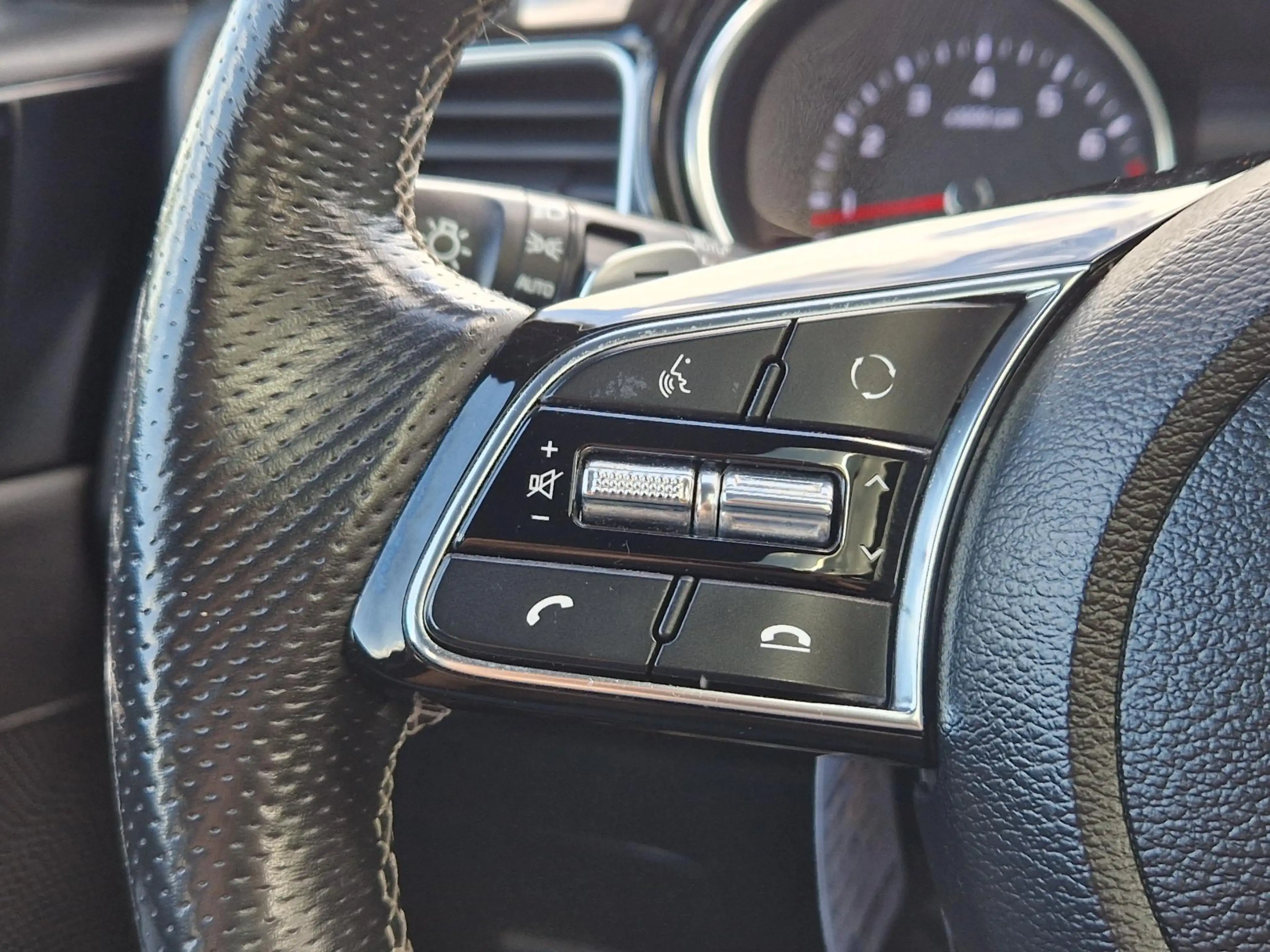 Kia ProCeed / pro_cee'd 1.5 T-GDi MHEV GT-Line Edition PANO TREKHAAK — photo 12